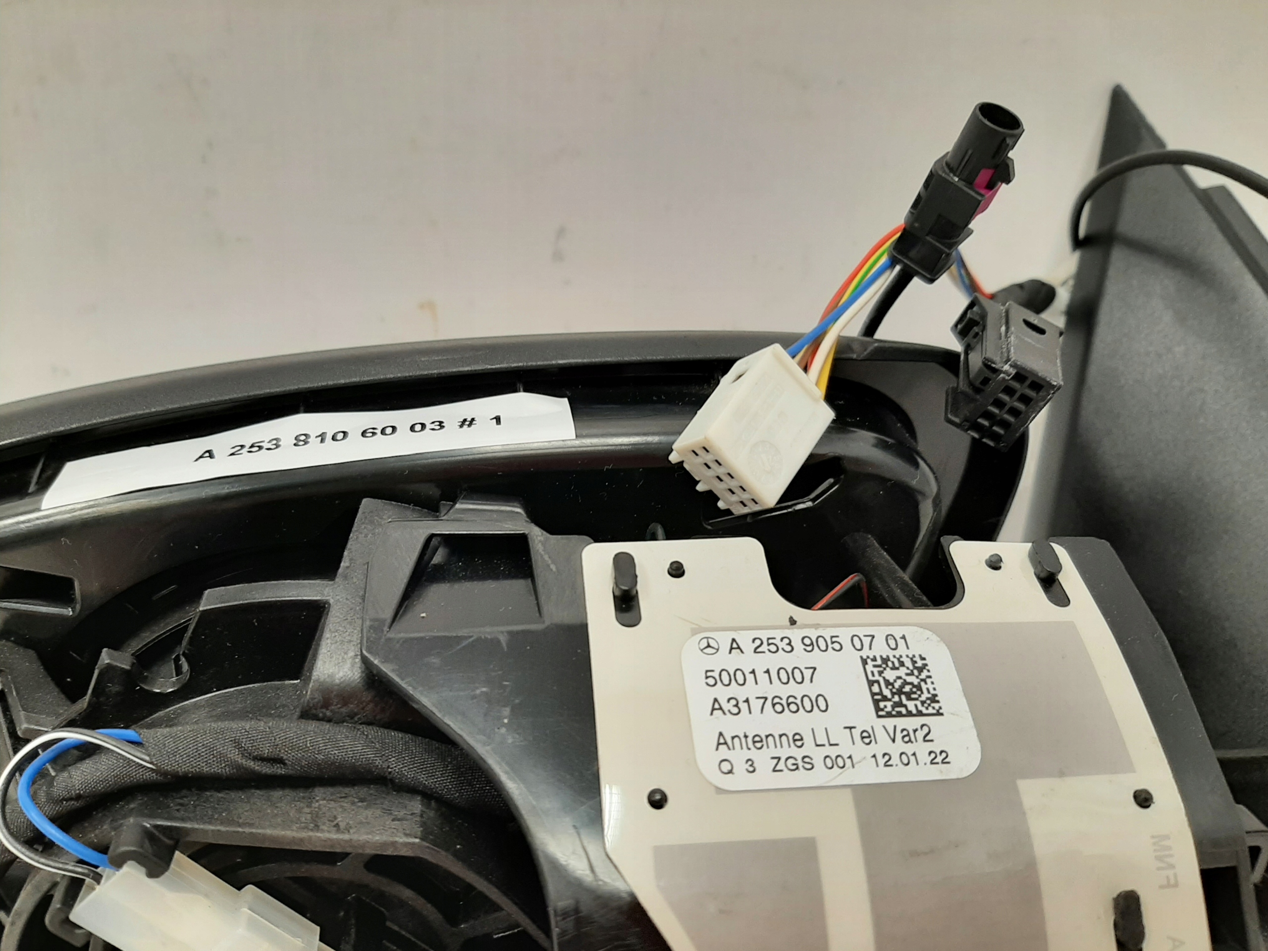 Lusterko PRAWE Mercedes GLC W253 PIN 7+7+1 Wkład Producent części Mercedes-Benz OE