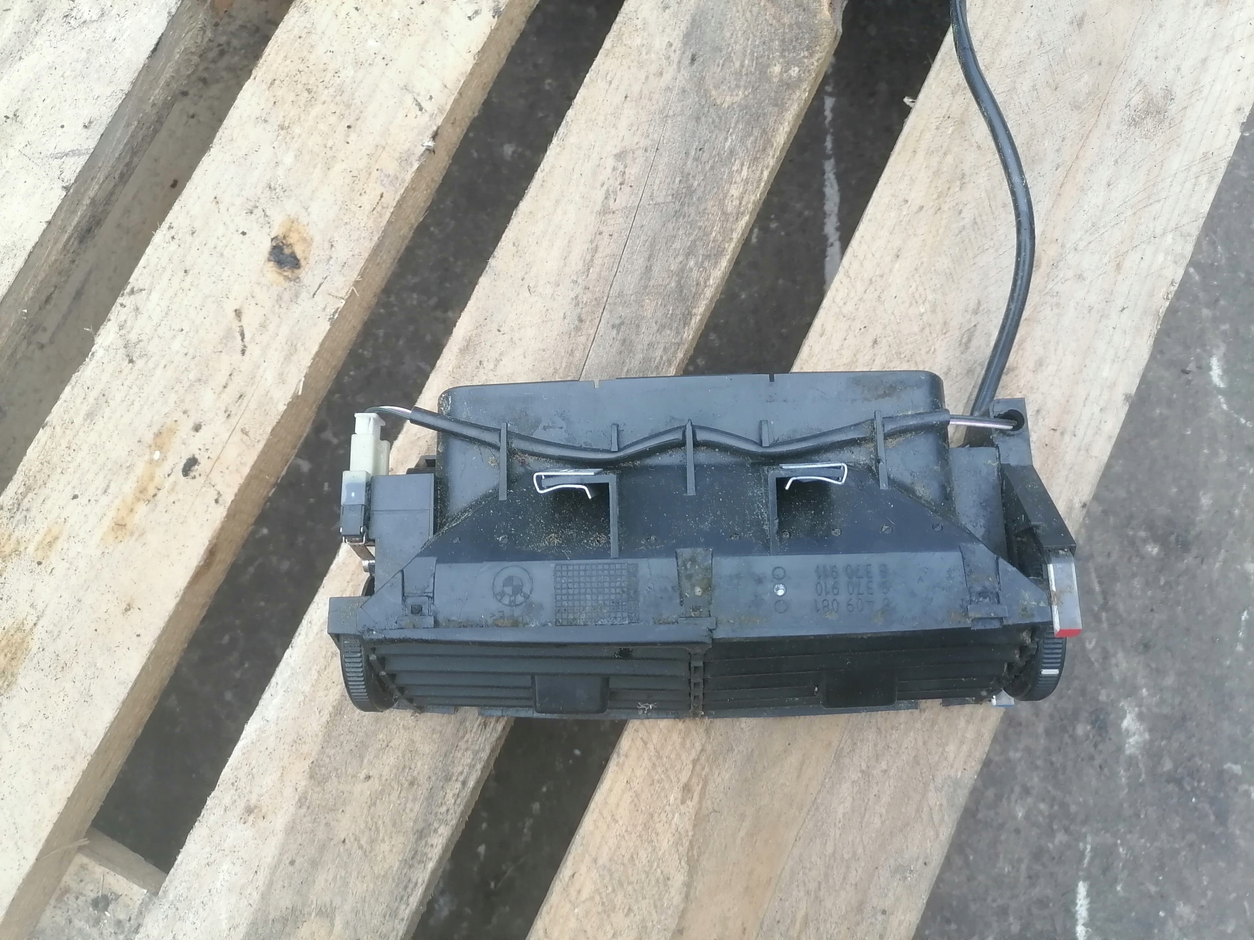 grid air conditioning devices central black BMW X5 E53