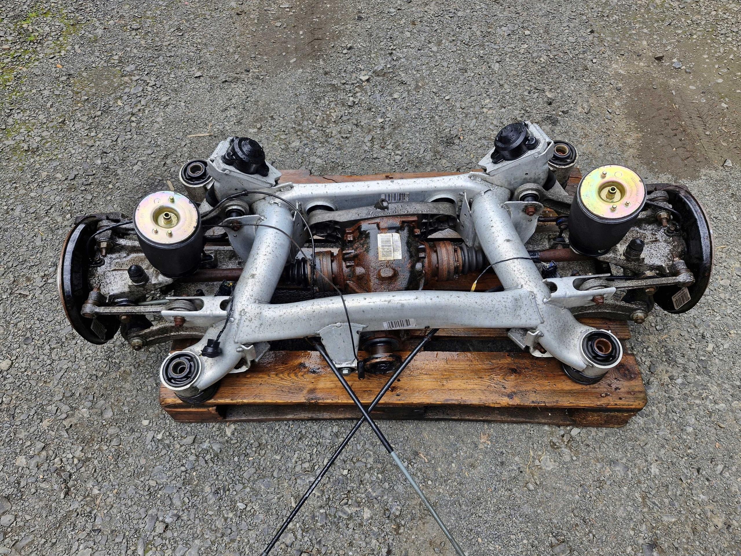 1428492 BMW E39 sususpension sider axle beam rear part rear. diff KOMPLET 3.46
