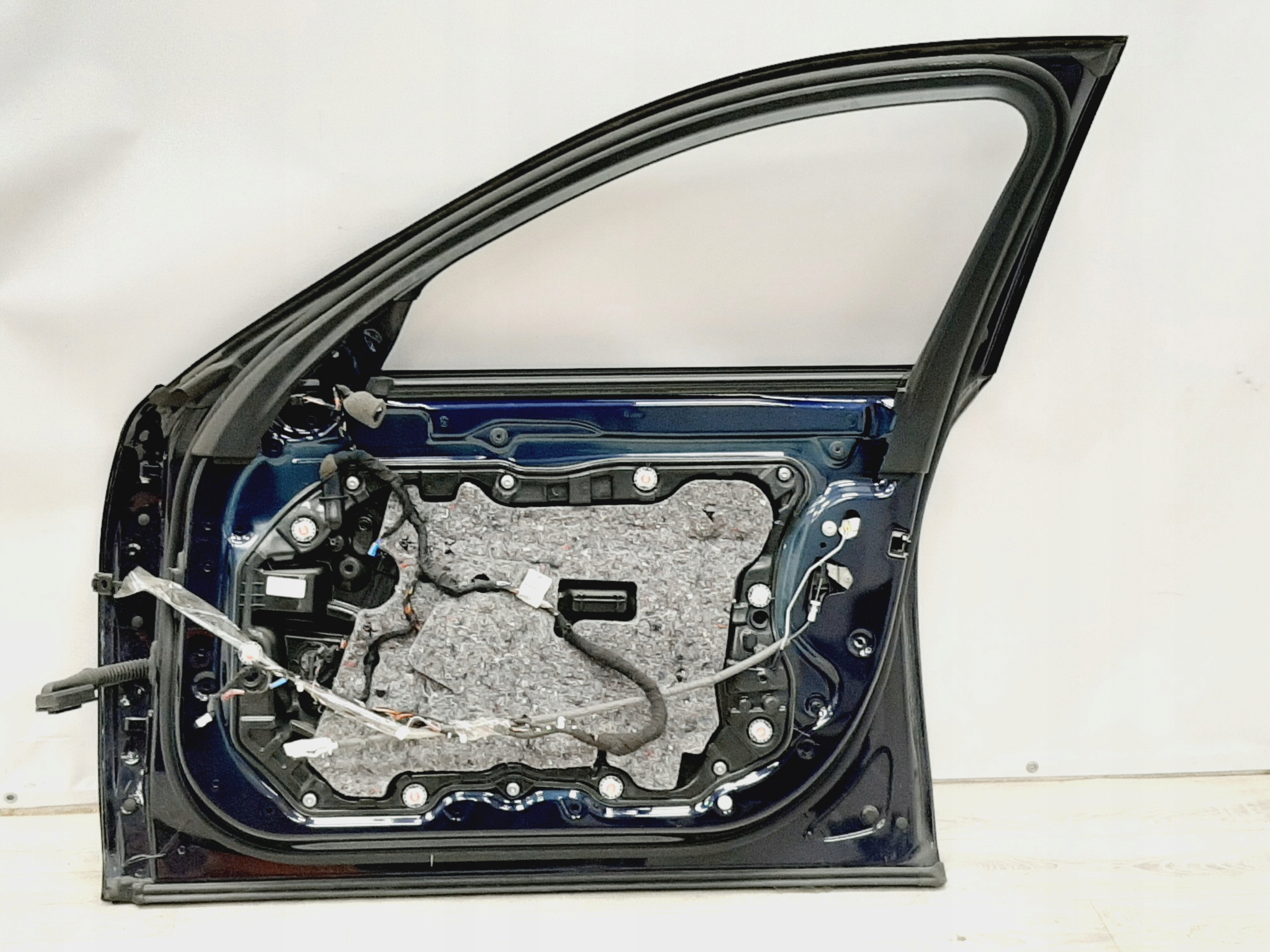 Drzwi Prawy Przód BMW 7 G12 G11 LCI C3Z KeyLess Soft Close Shadow - galeria