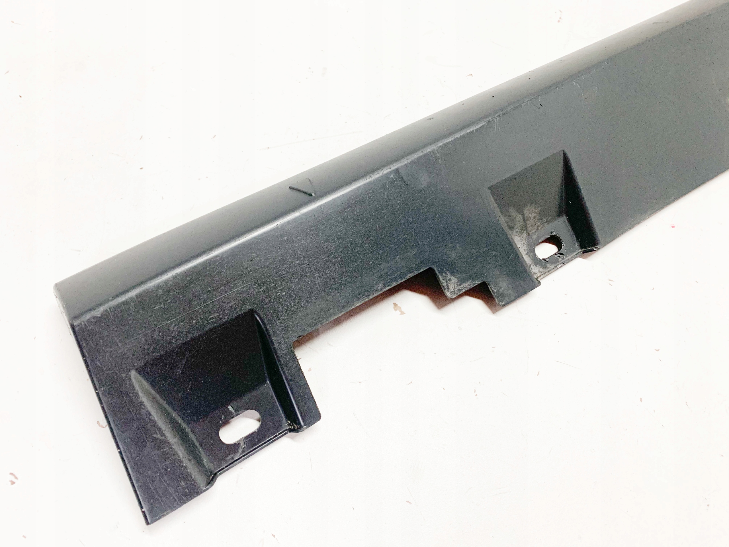 moulding cap threshold right rear Ford Courier