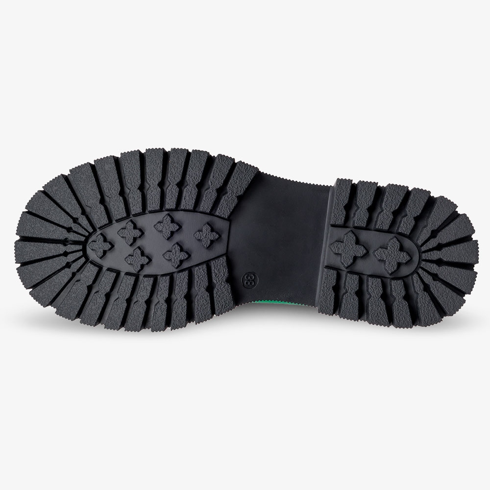 MOKASYNY DAMSKIE PÓŁBUTY NA PLATFORMIE SPRZĄCZKA Wzór dominujący bez wzoru