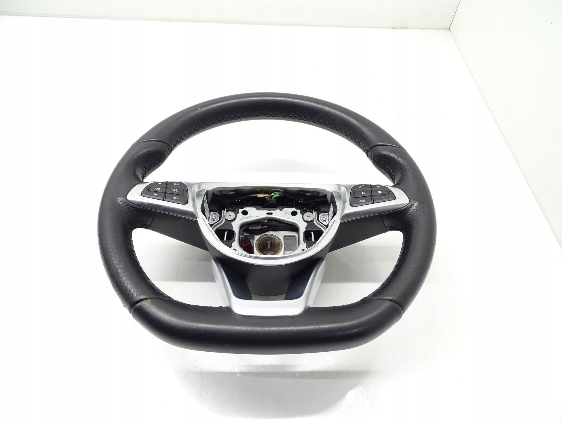 lenkrad MULTIFUNKCJA Leder AMG MERCEDES C W205 A0004603703