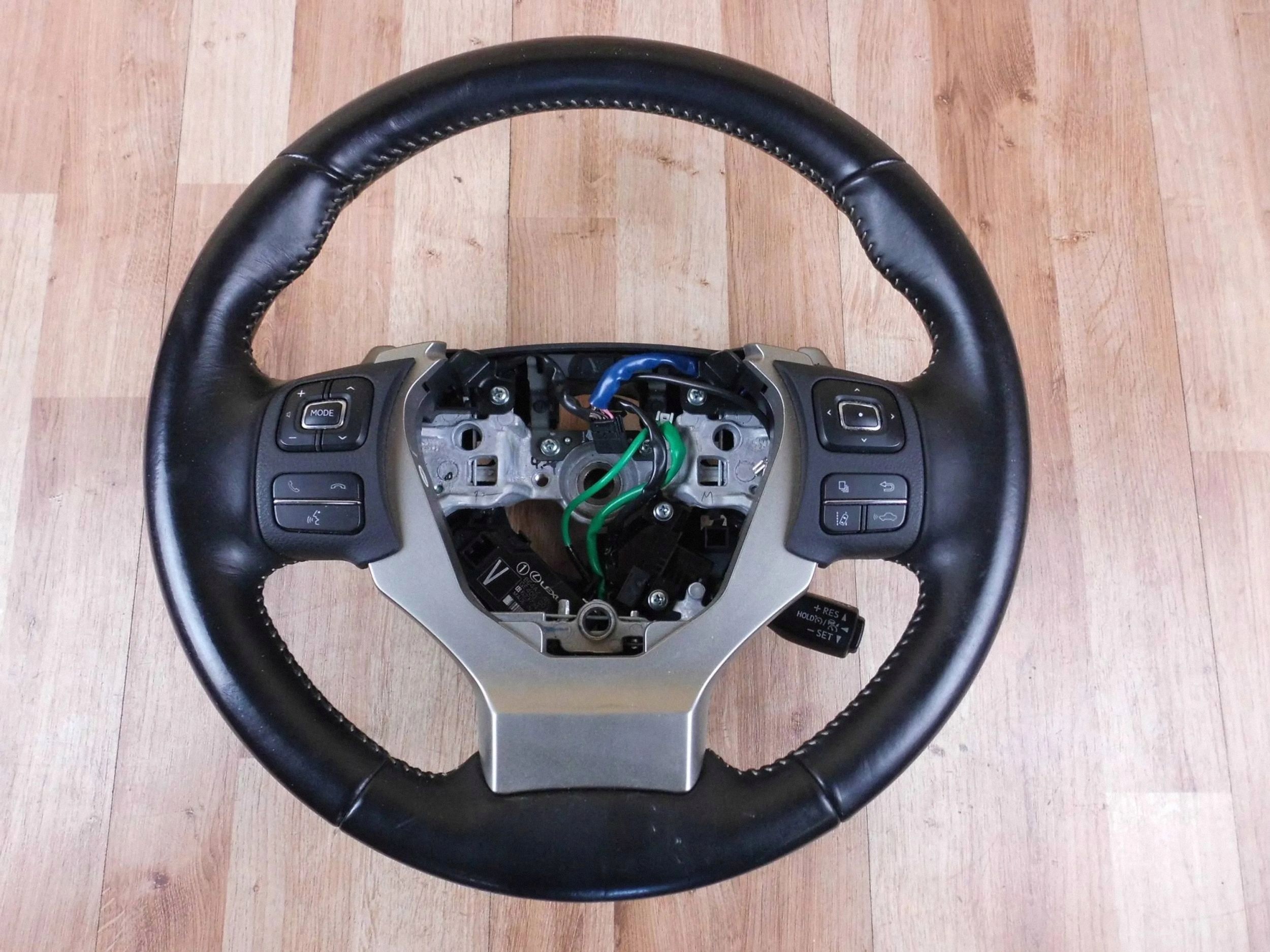 Lexus NX300H steering wheel, with shifting 45100-76100-C4