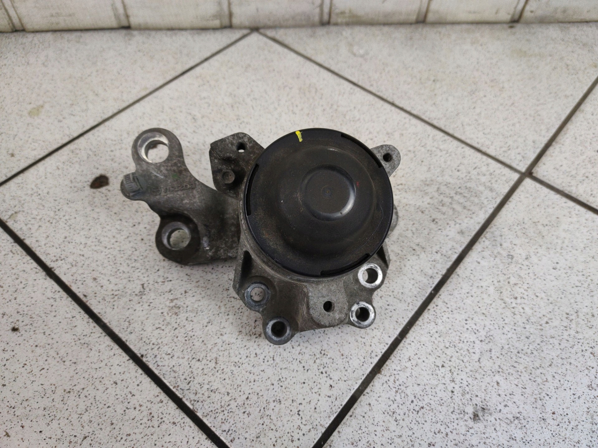 engine mount Mazda CX-9 facelift 2012