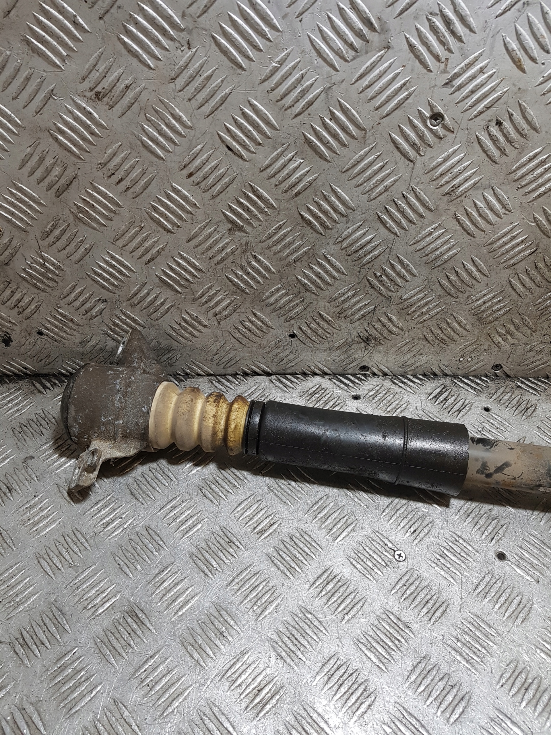 Stoßdämpfer heck hinten AUDI A4 B8