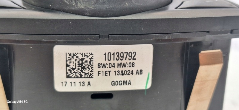 Pulsante interruttore luci FORD FOCUS III 10139792
