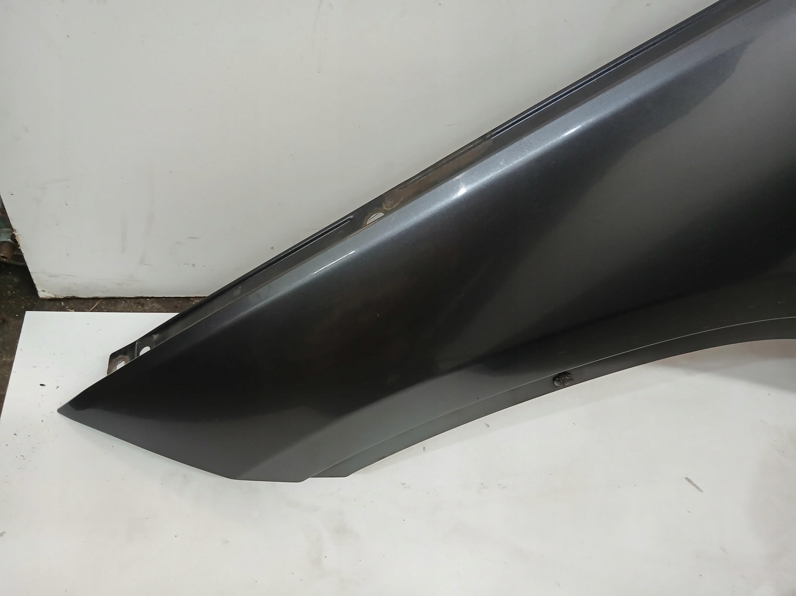 fender left front BMW X1 E84 LIFT B39 OE