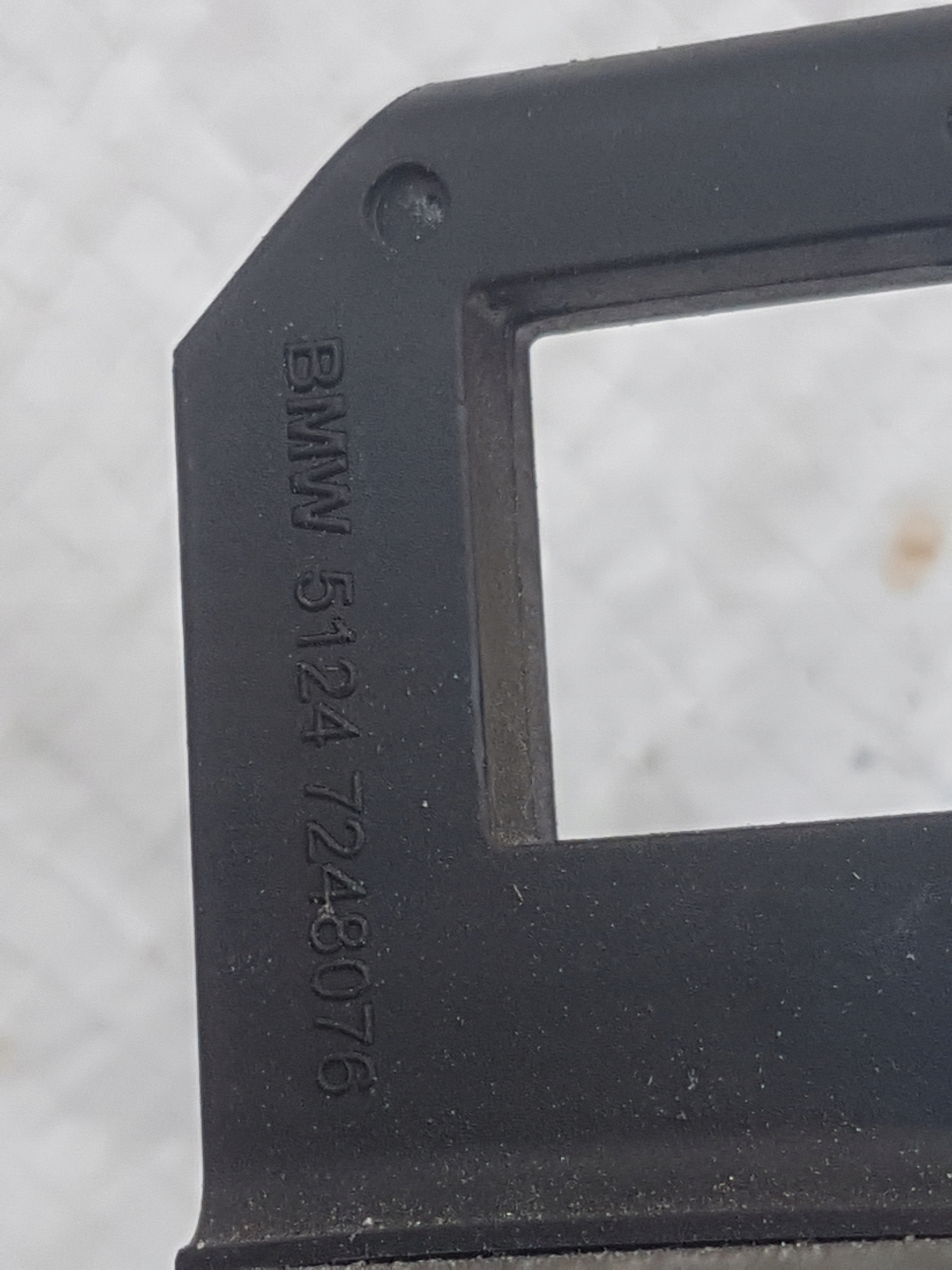 BMW F20 F21 ZACZEP RYGIEL ZAMKA KLAPY 7248076 Numer katalogowy części 7248076