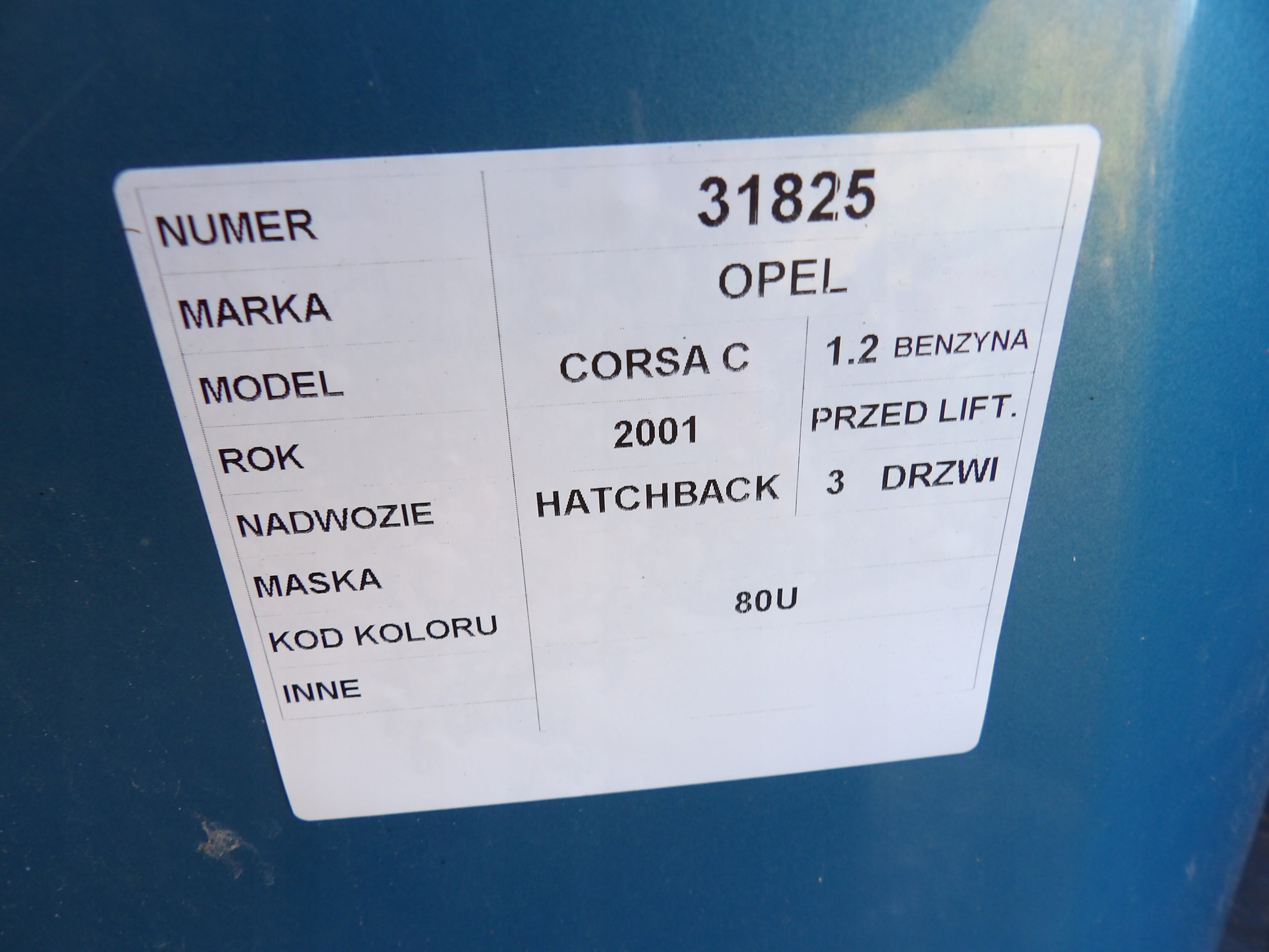 Opel Corsa C capot lak. 80U