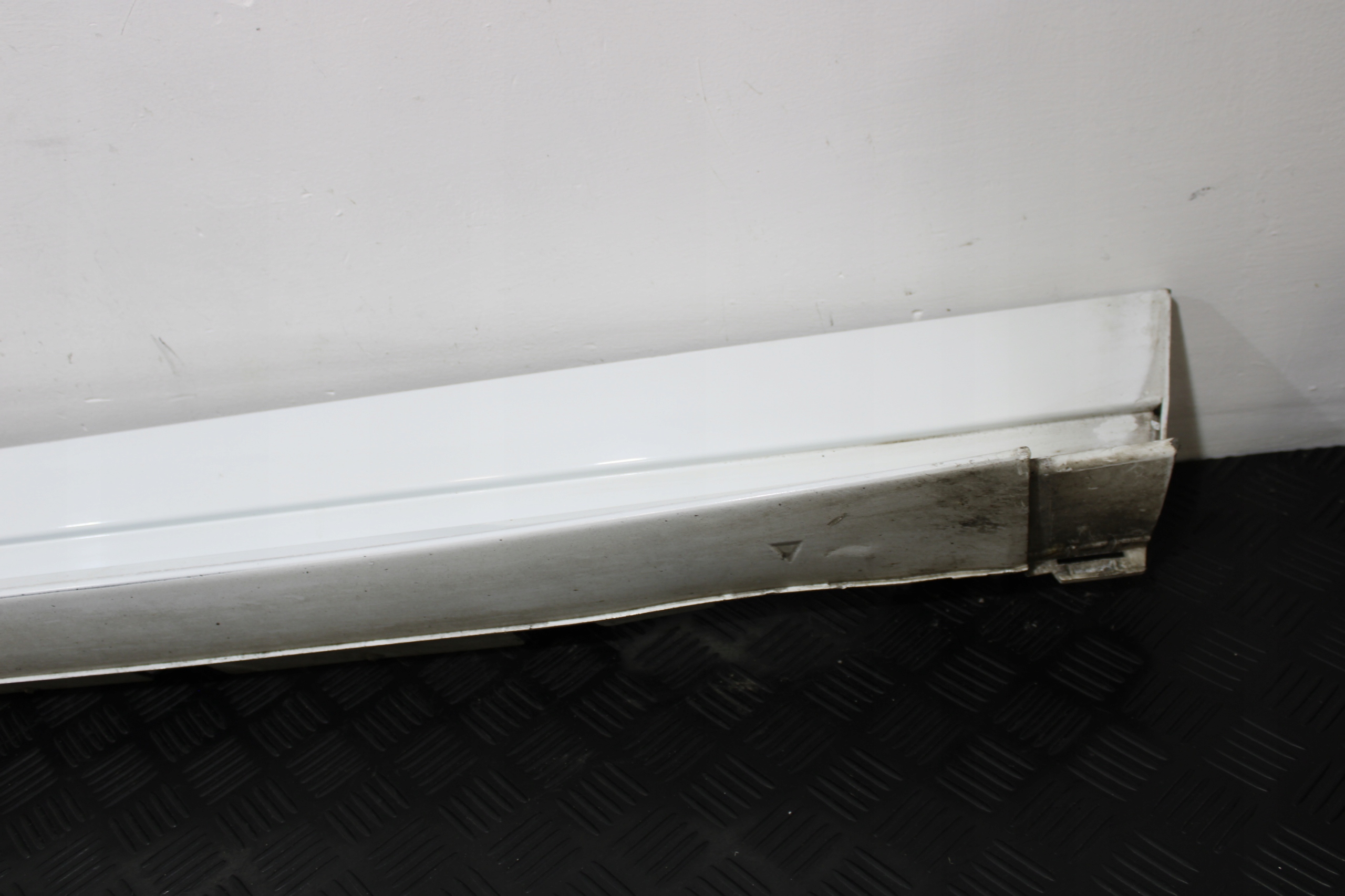 cap threshold threshold right CV4J-S10154-ABW FORD KUGA MK2