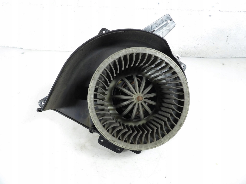 SKODA FABIA II 2 DMUCHAWA luft 6Q1819015G