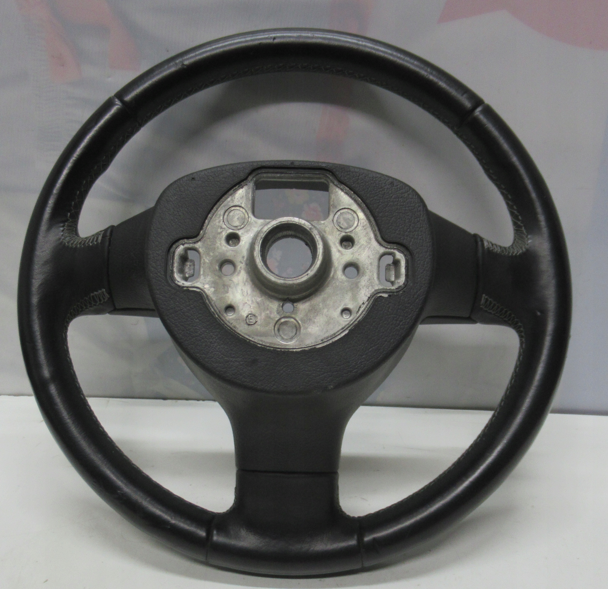 GOLF V 08R lenkrad MULTIMEDIALNA Leder