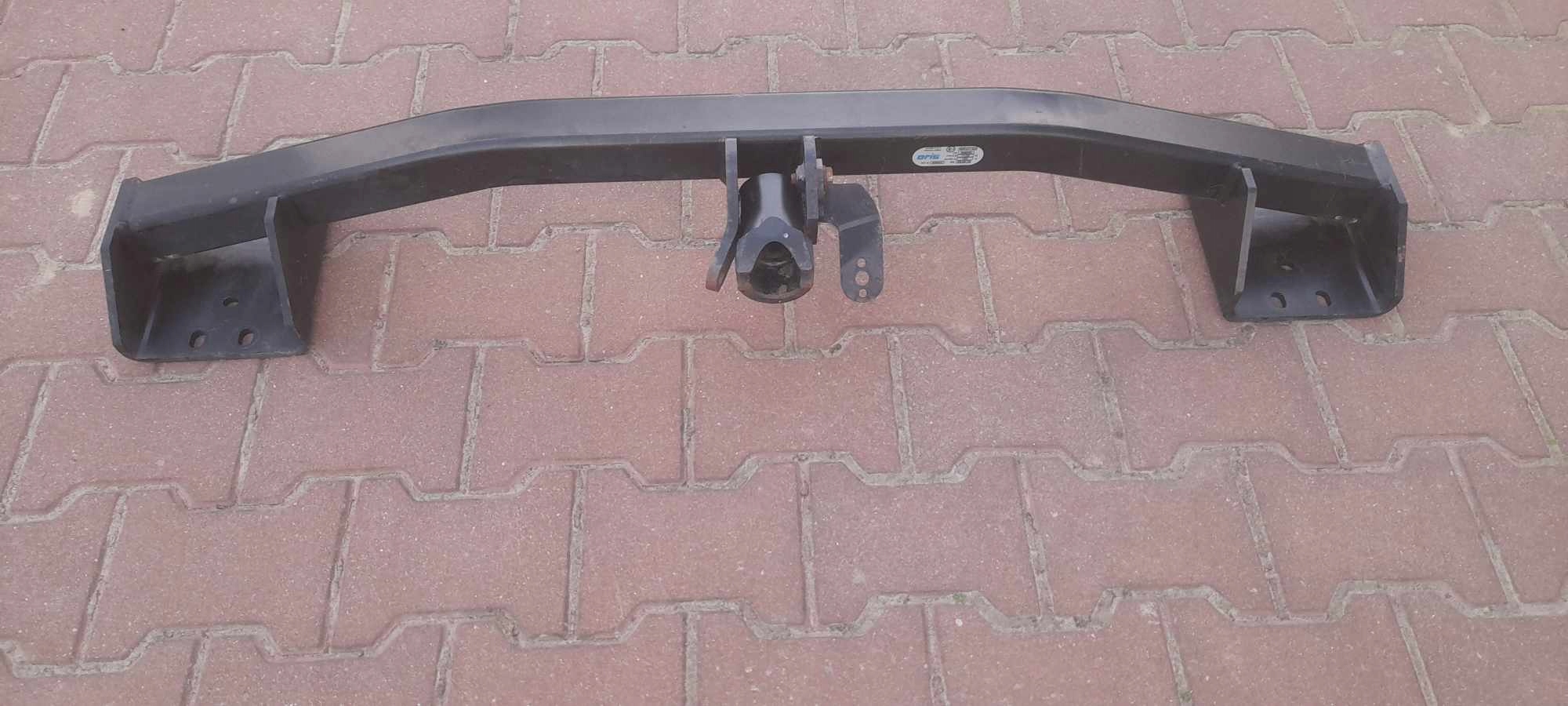 HAK HOLOWNICZY MITSUBISHI OUTLANDER III 049443