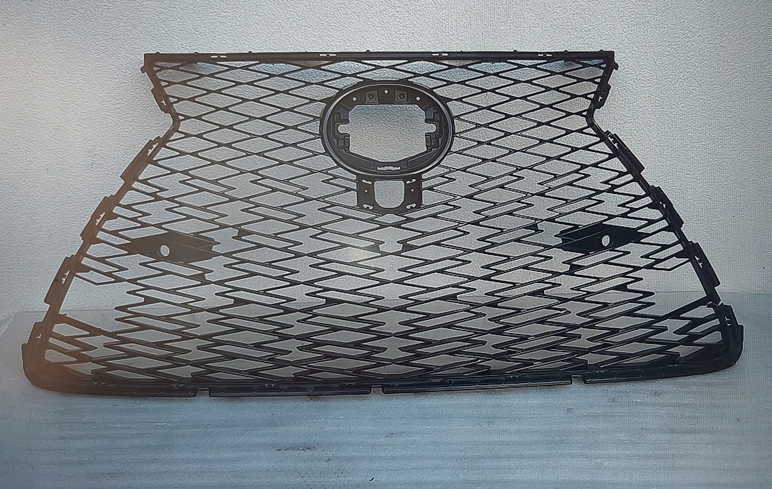 ATRAPA GRILL LEXUS NX300 F SPORT LIFT