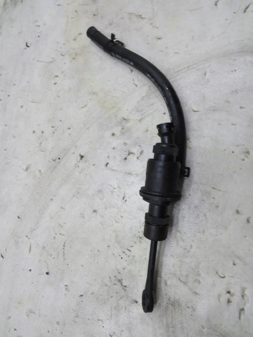 POMPKA SPRZĘGŁA HYUNDAI I40 1.7 CRDI Typ samochodu Samochody osobowe