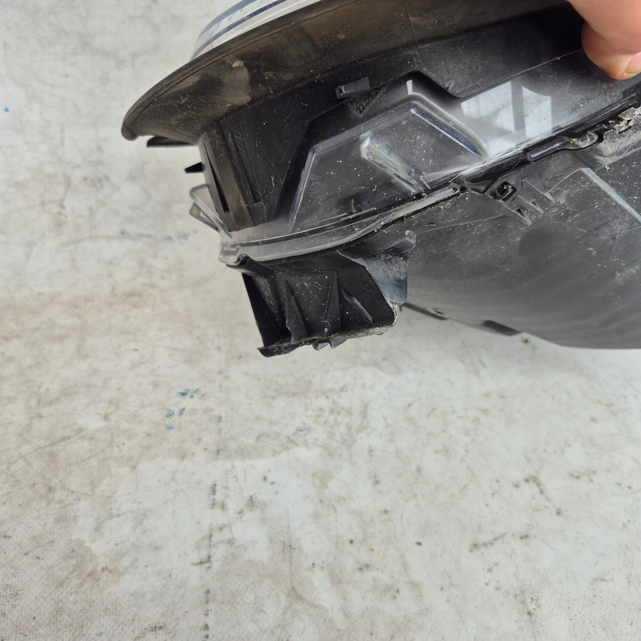 MINI F55 F56 14- light right front front ZWYKLA 7401602