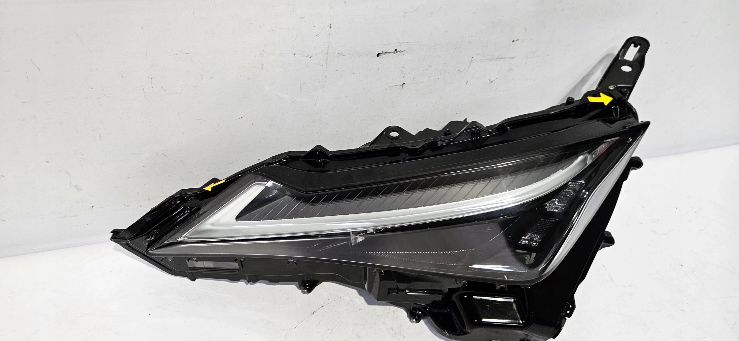 Feux phare Gauche Avant LEXUS UX 18- Original KOITO 76-41