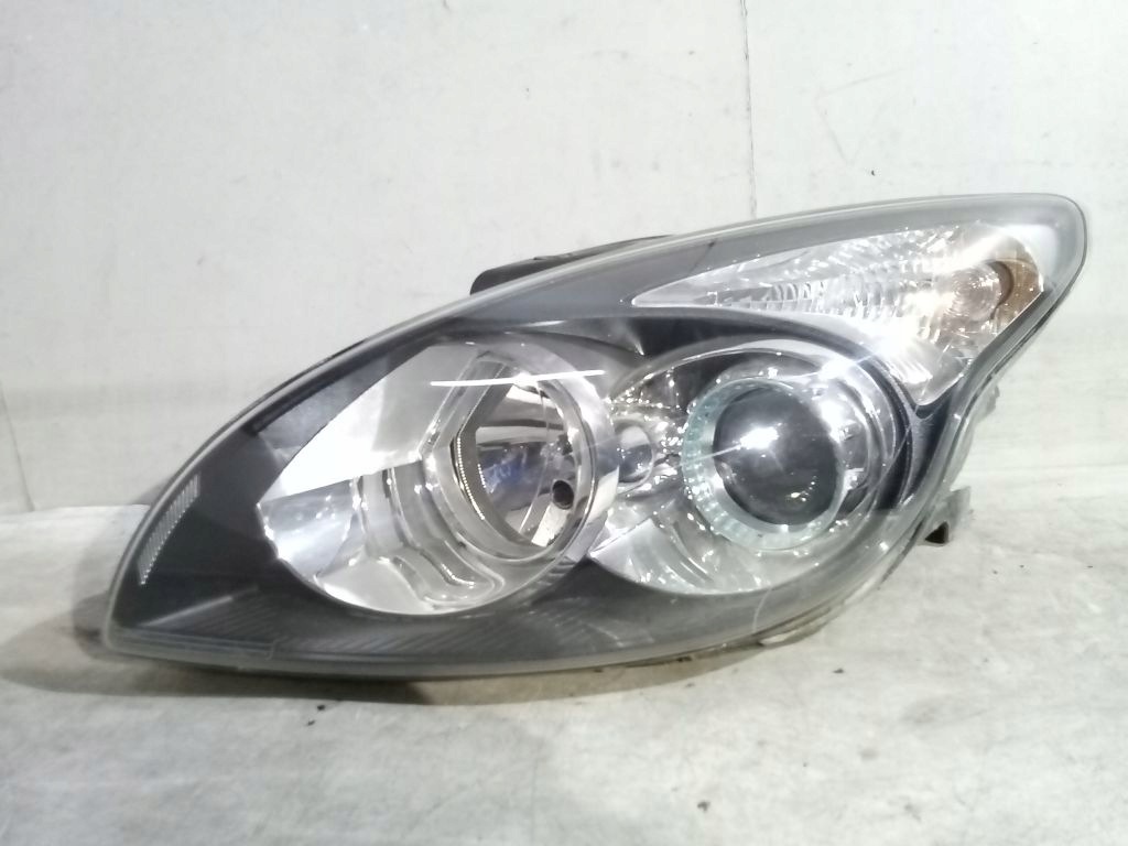 Hyundai i30 and 1 lift light left front front 92101-2R000