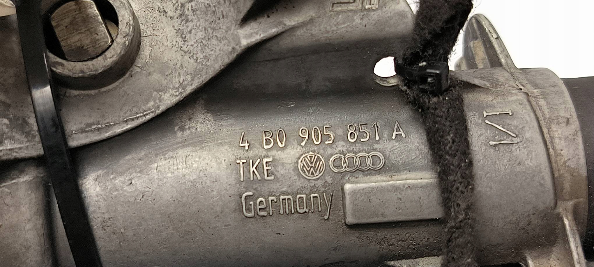 ignition key 4B0905851A VOLKSWAGEN PASSAT B5