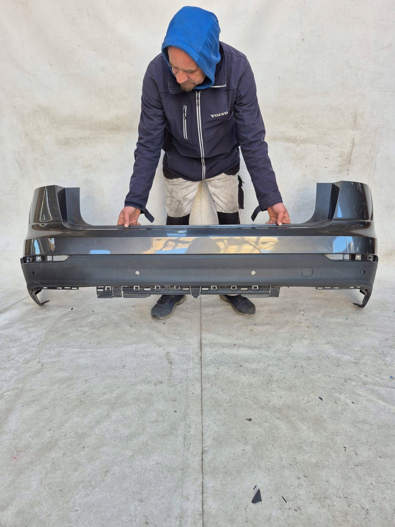 AUDI Q8 18-> bumper rear part rear PDC