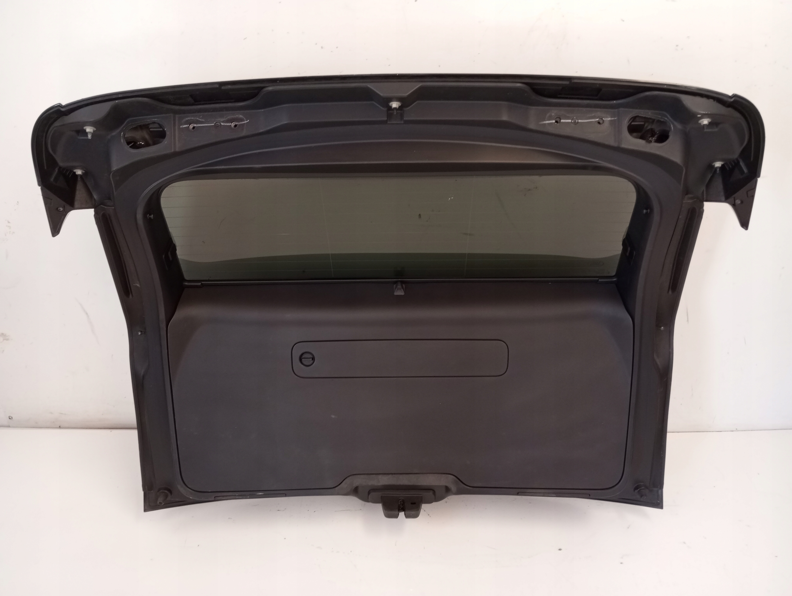 boot doors Range Rover Evoque II 19R below KAMERE