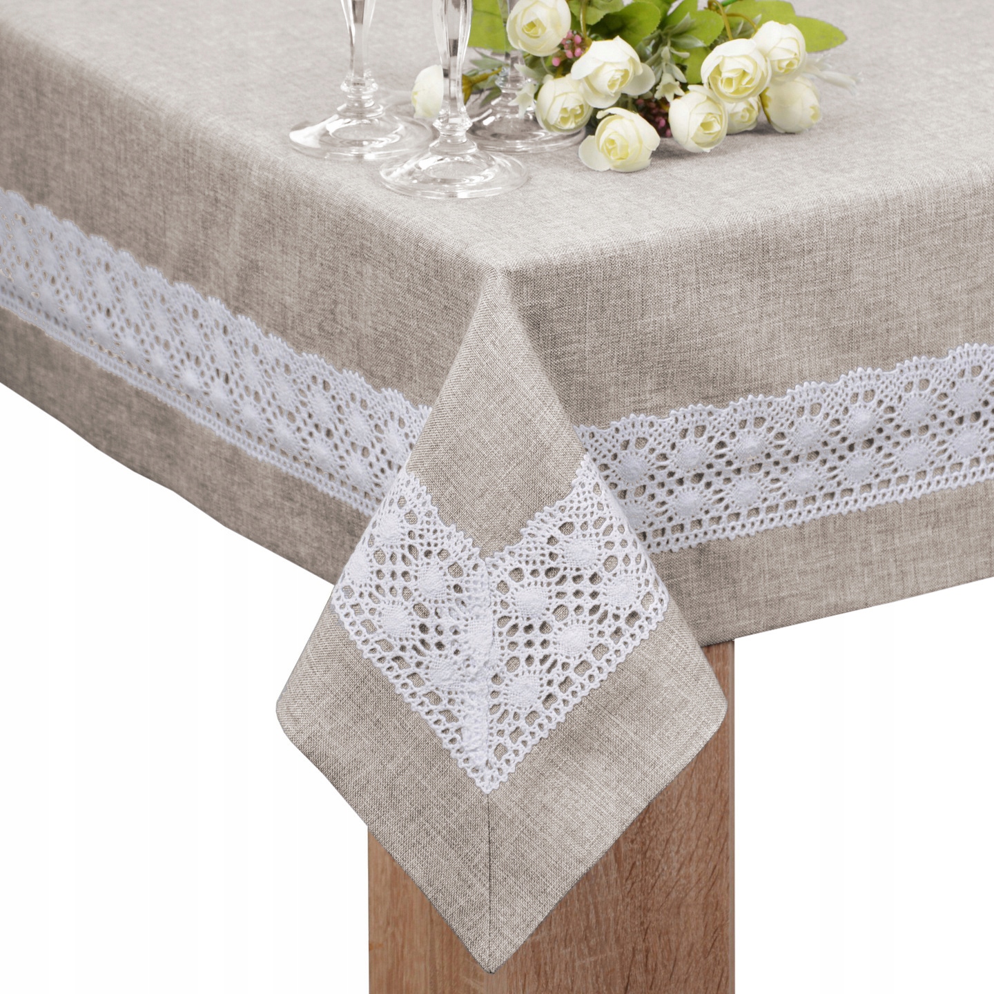 

plamoodporny obrus z koronką Sewilla 300x140 beż