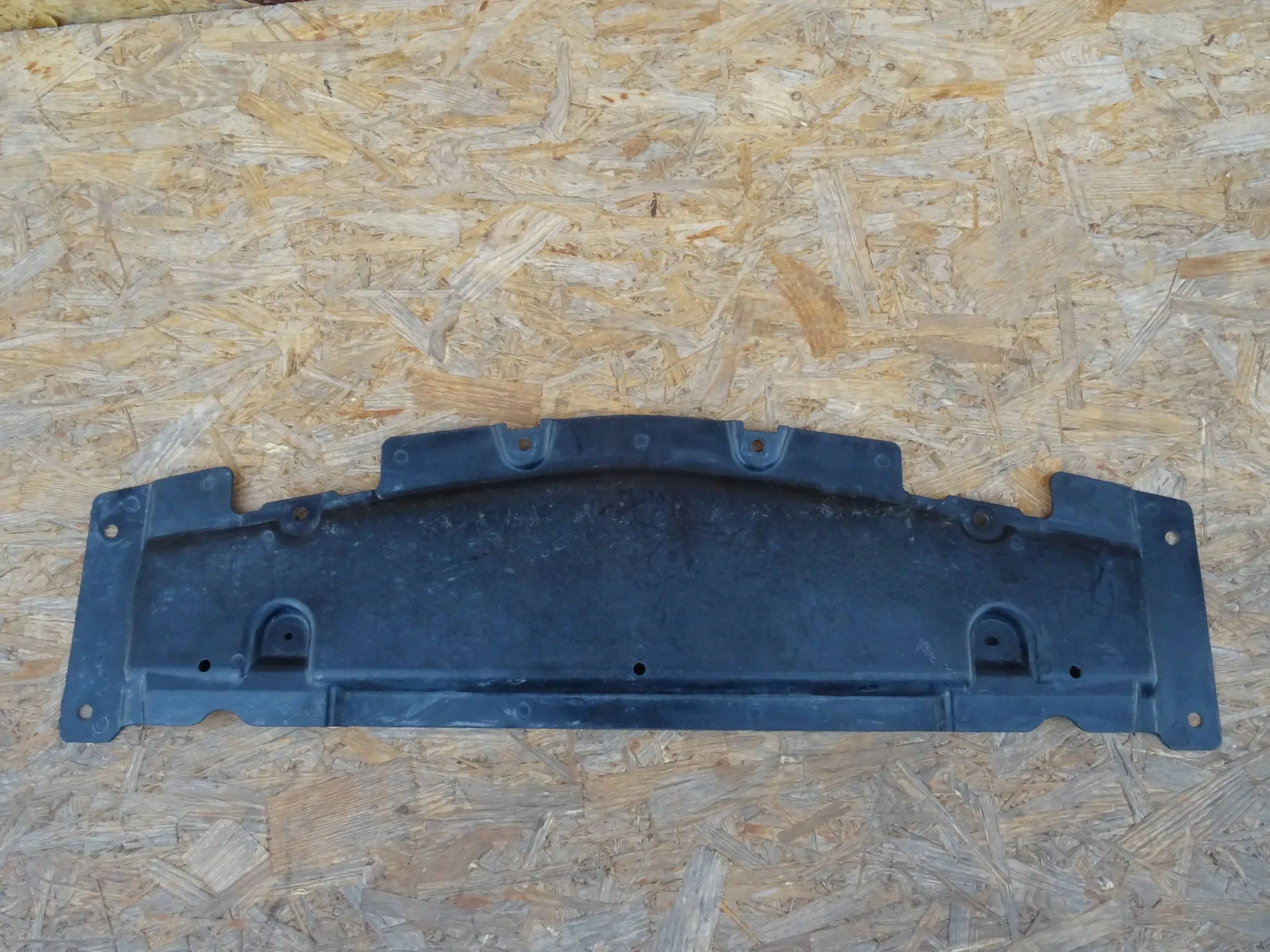 MERCEDES GLE ML 166 OSŁONA POD ZDERZAK Numer katalogowy części A1665240130