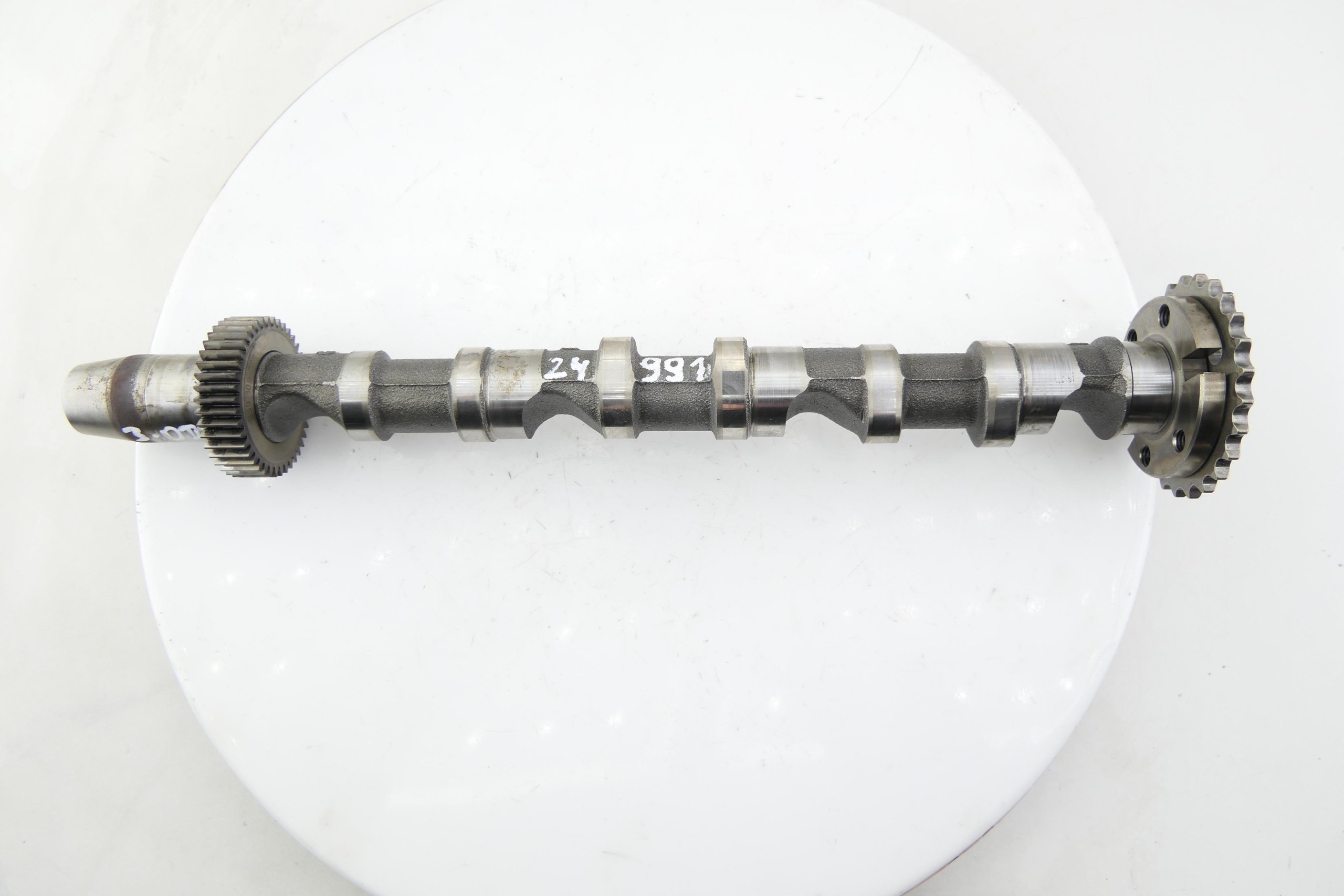 059109021CA - Впускной распредвал левый AUDI A6 C6 3.0 TDI