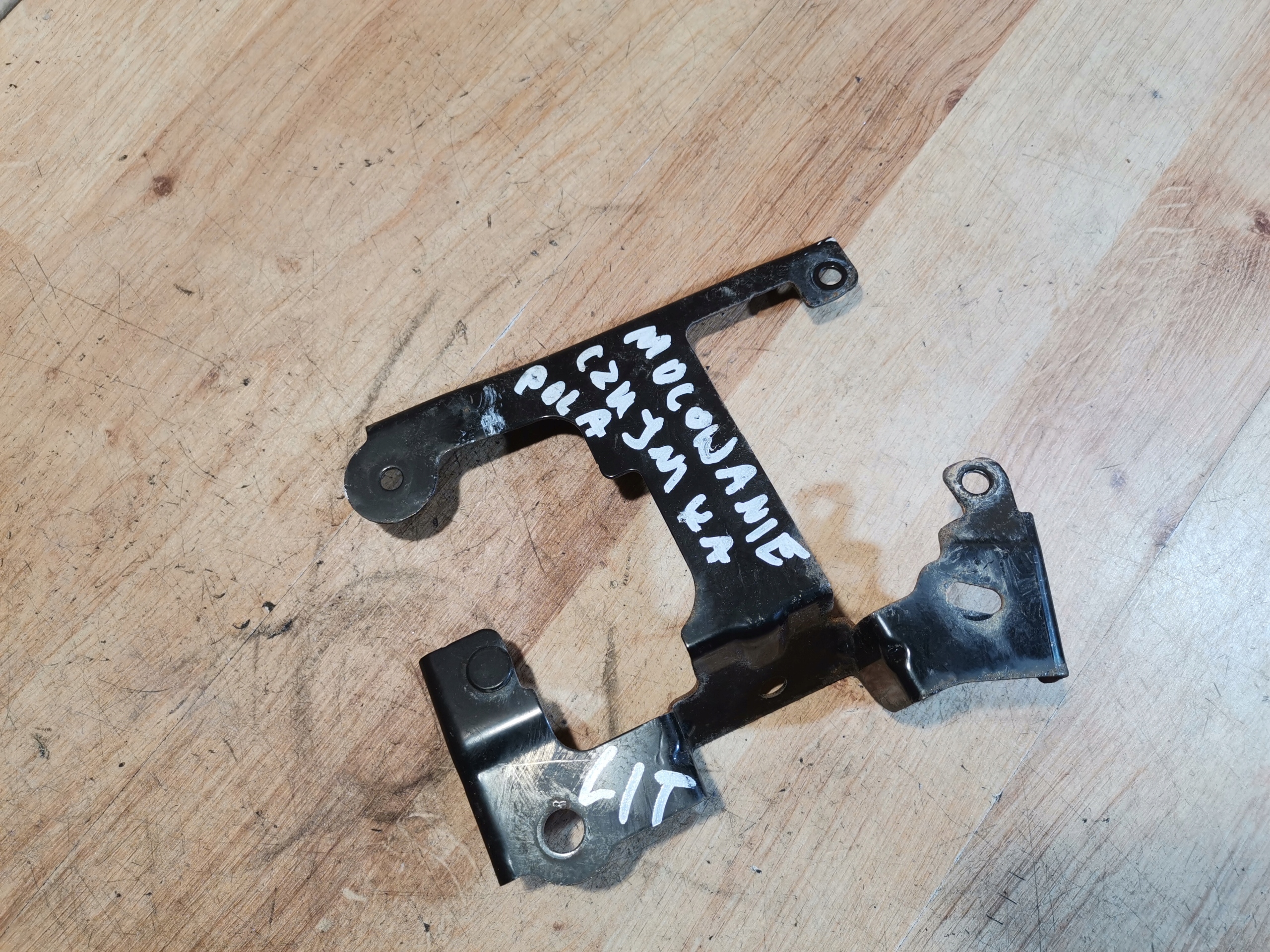 holder of the sensor MARTWEGO POLA left rear part MAZDA 3 BM