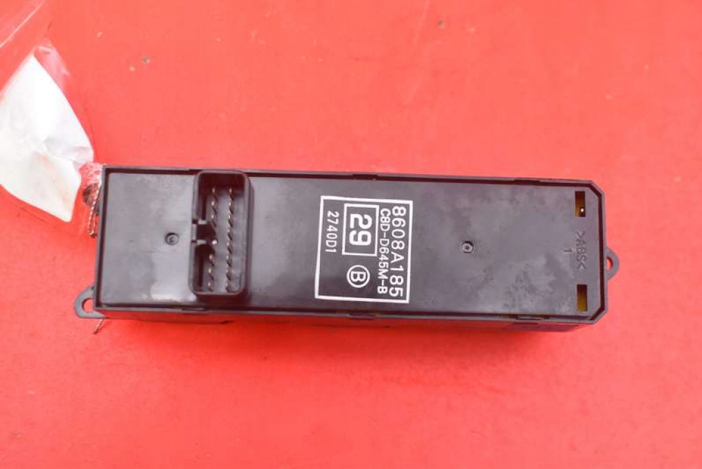 control panel of the window EU 8608A185 CITROEN C-CROSSER 07-13