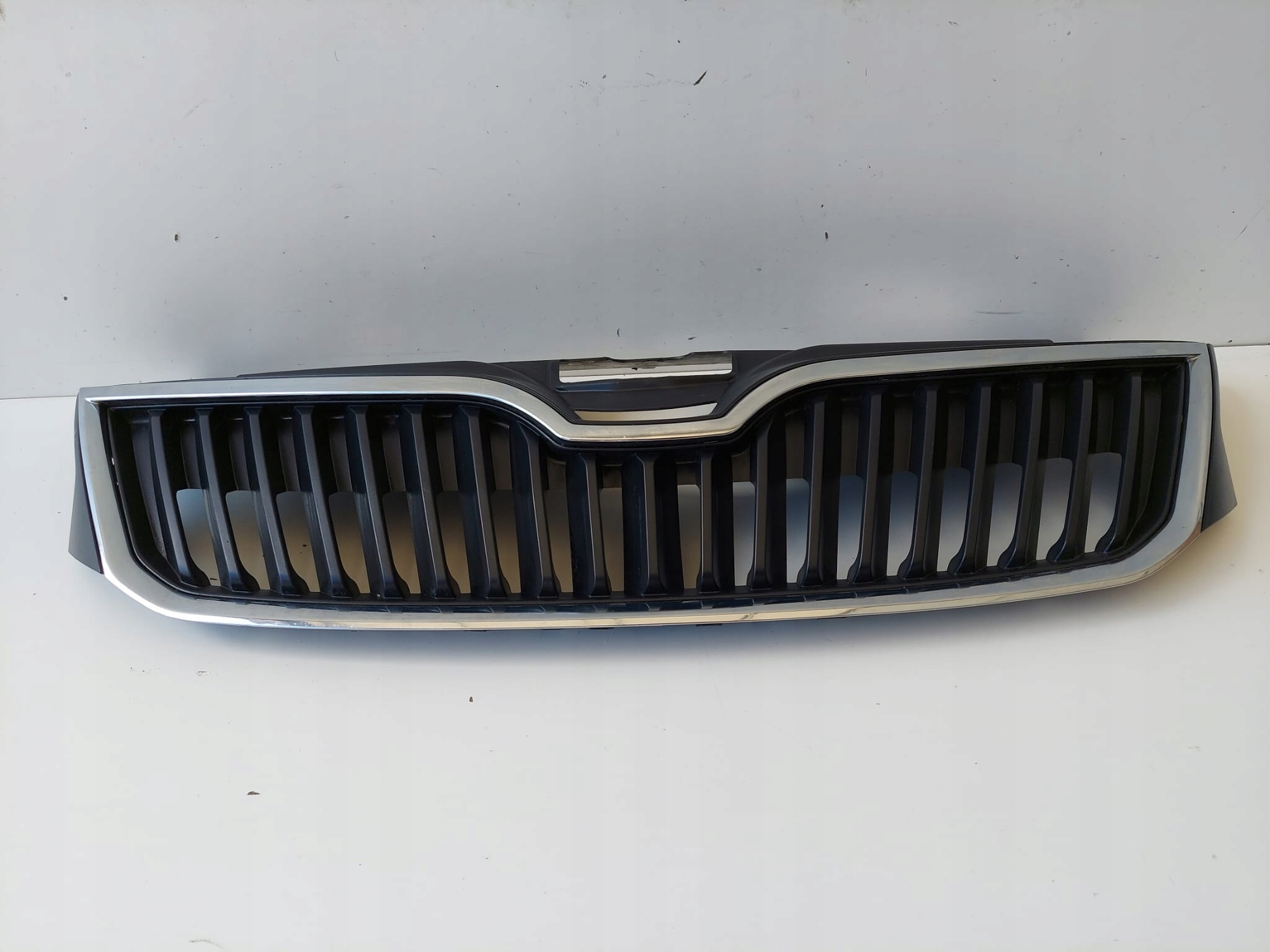 Skoda Rapid Roomster 5J Kühlergrill FRONTGRILL Kühlergitter 5JA853668 - Thumbnail 2