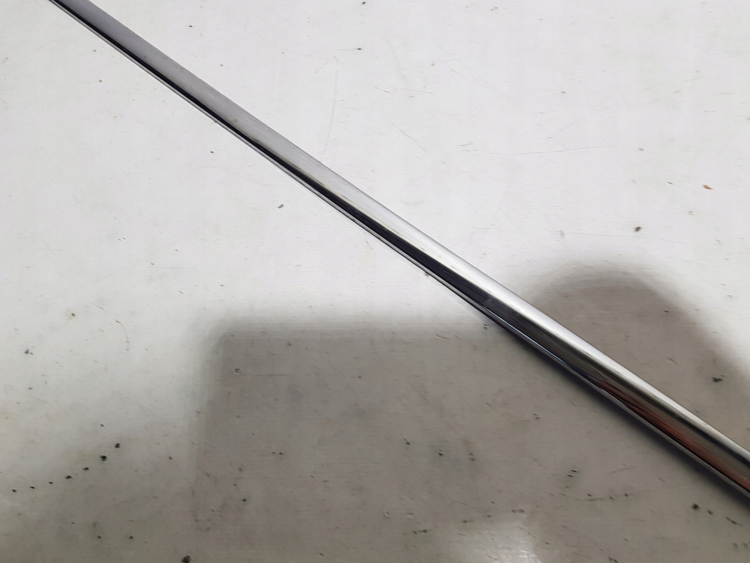 moulding door CHROM dust left front MERCEDES W207 C207