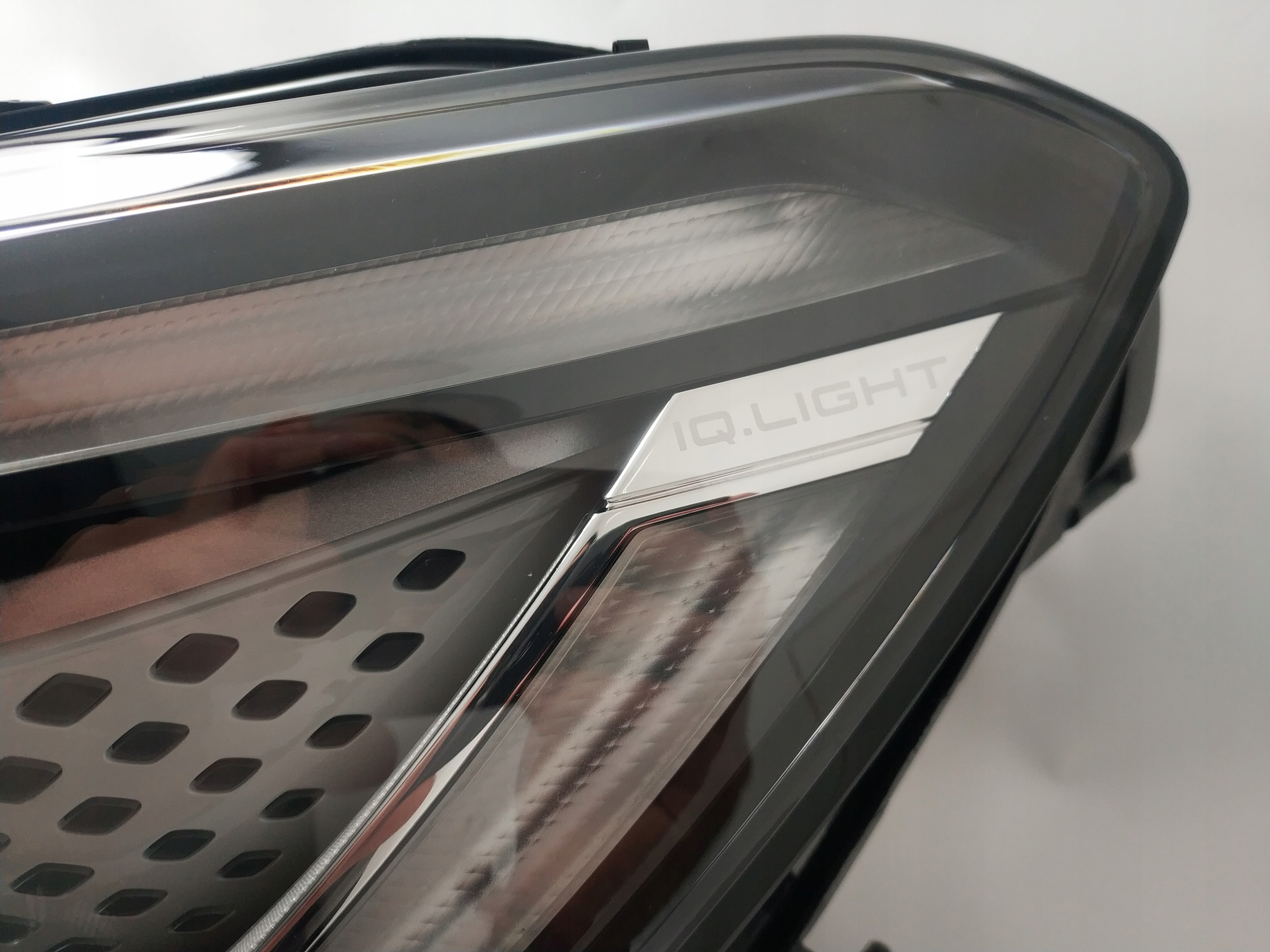 VW ID.4 lampy FULL LED przód przednie KOMPLET Wersja Europejska