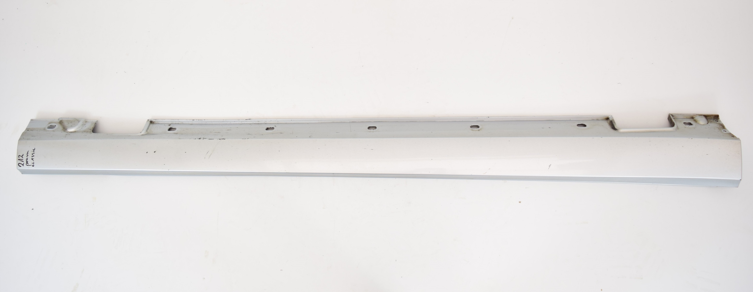 MERCEDES E KLASA W212 LISTWA PROGOWA PRÓG 775 Typ samochodu Samochody osobowe