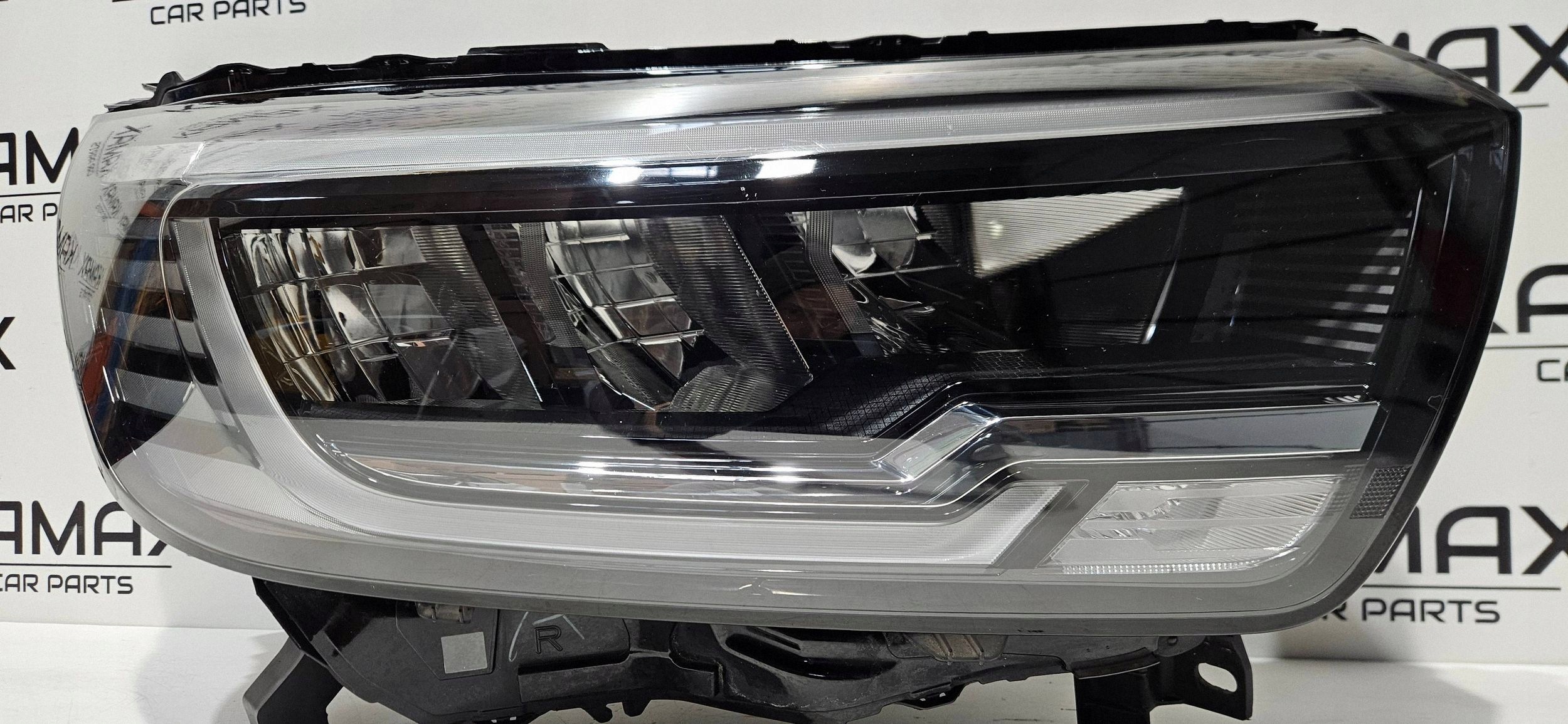 light right front FULL LED RENAULT KANGOO IV 21- original 260103264R