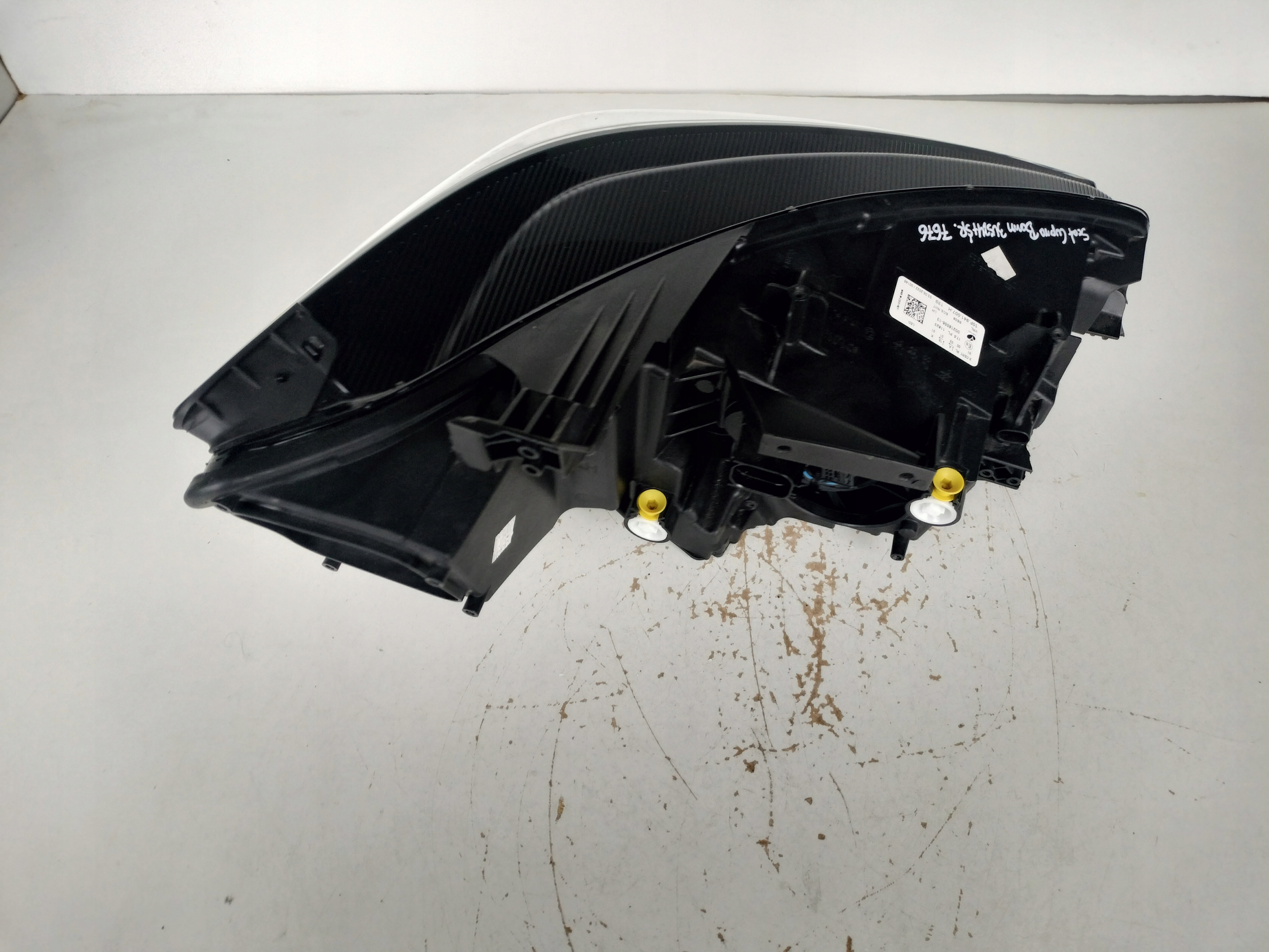 light left REFLEKTOR SEAT CUPRA BORN 10E 21- FULL LED