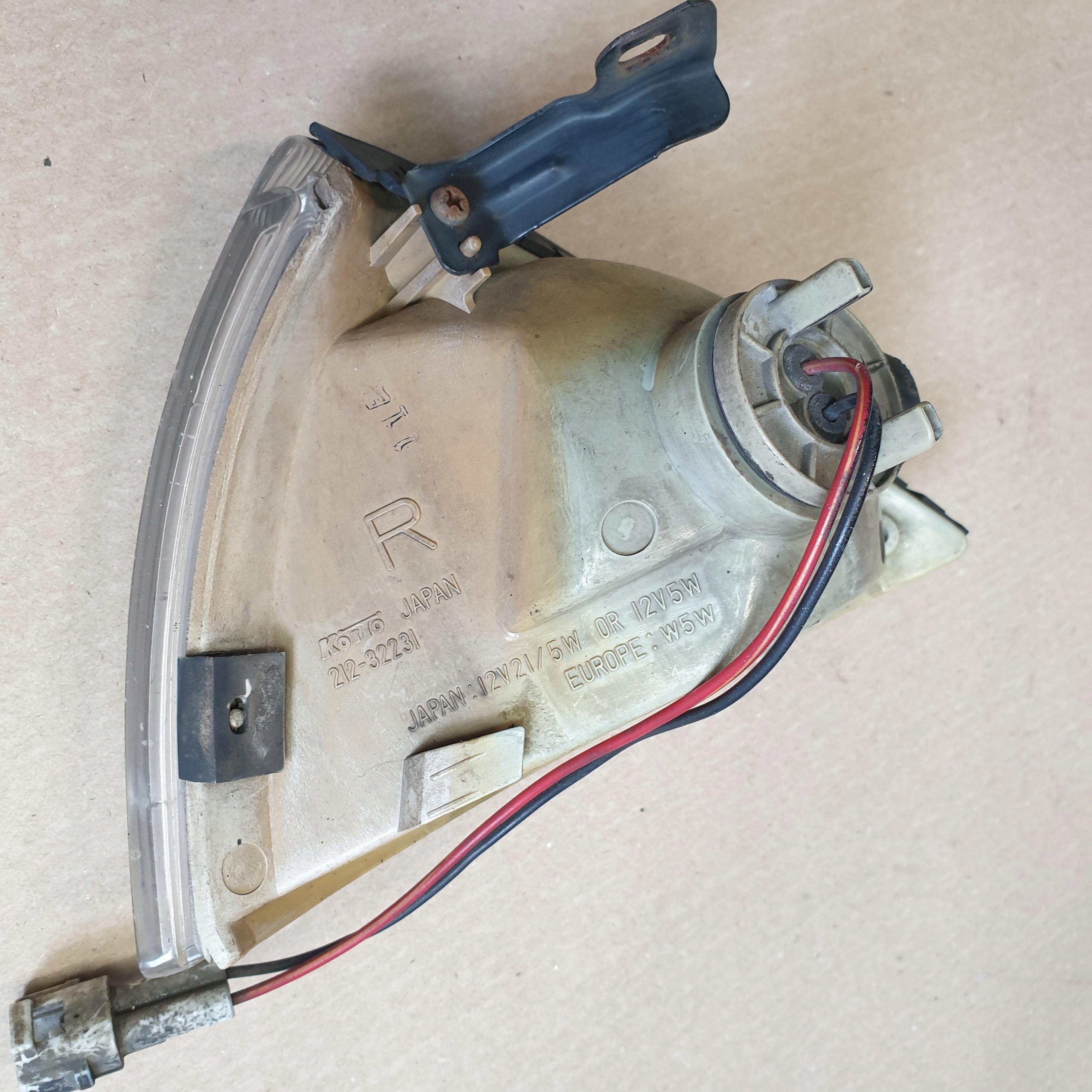 Feux phare Indicateur de direction Droite Avant SUZUKI SWIFT II 89