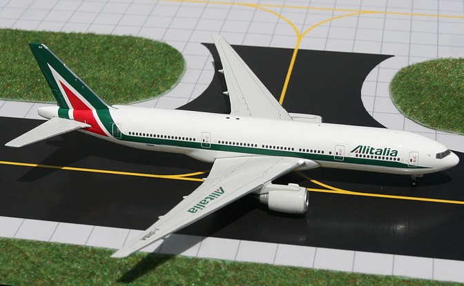 Model Boeing 777-200 Alitalia 1:400 Gemini Unikát!