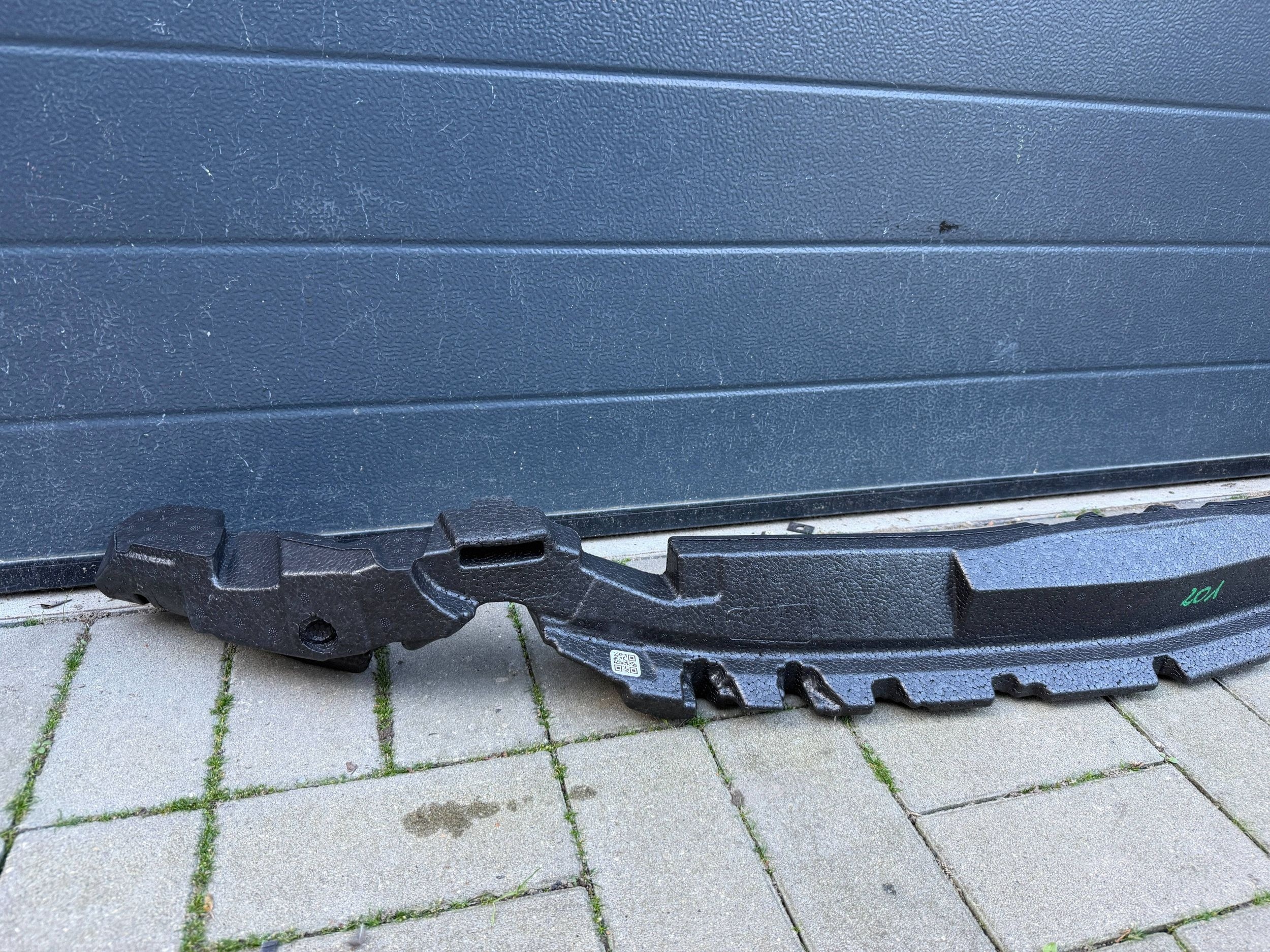 Mercedes Cla 118 Amg absorber pianka front front