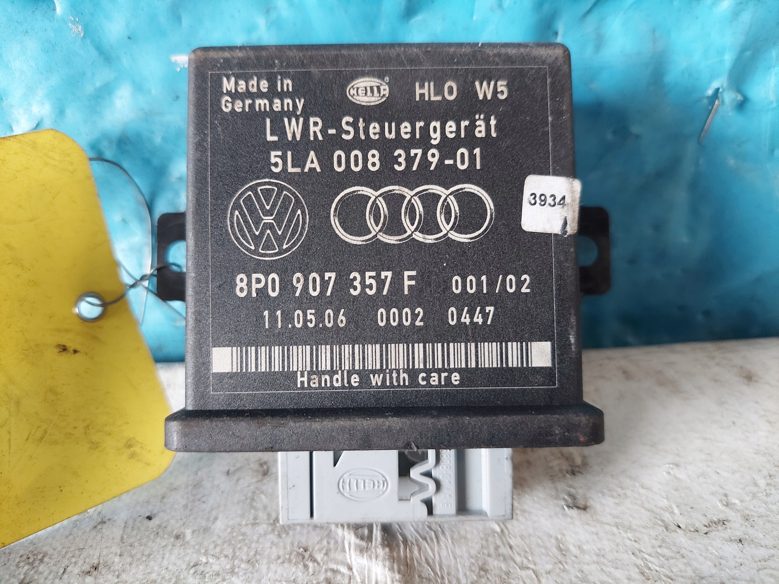 A3 8P 2.0 TDI 8P0907357F modulo luci