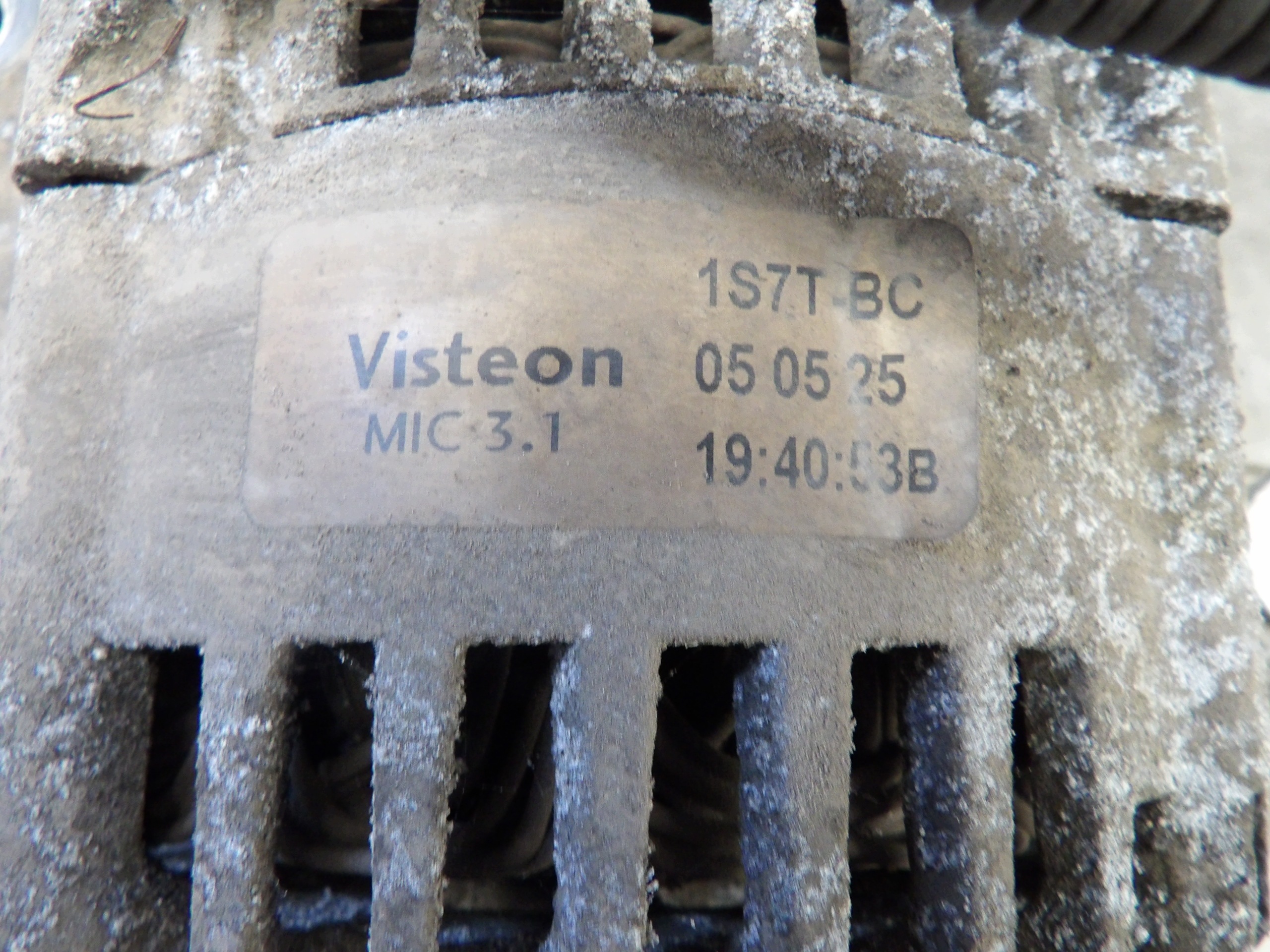 FORD MONDEO MK3 2.0TD alternatore 1ST-BC