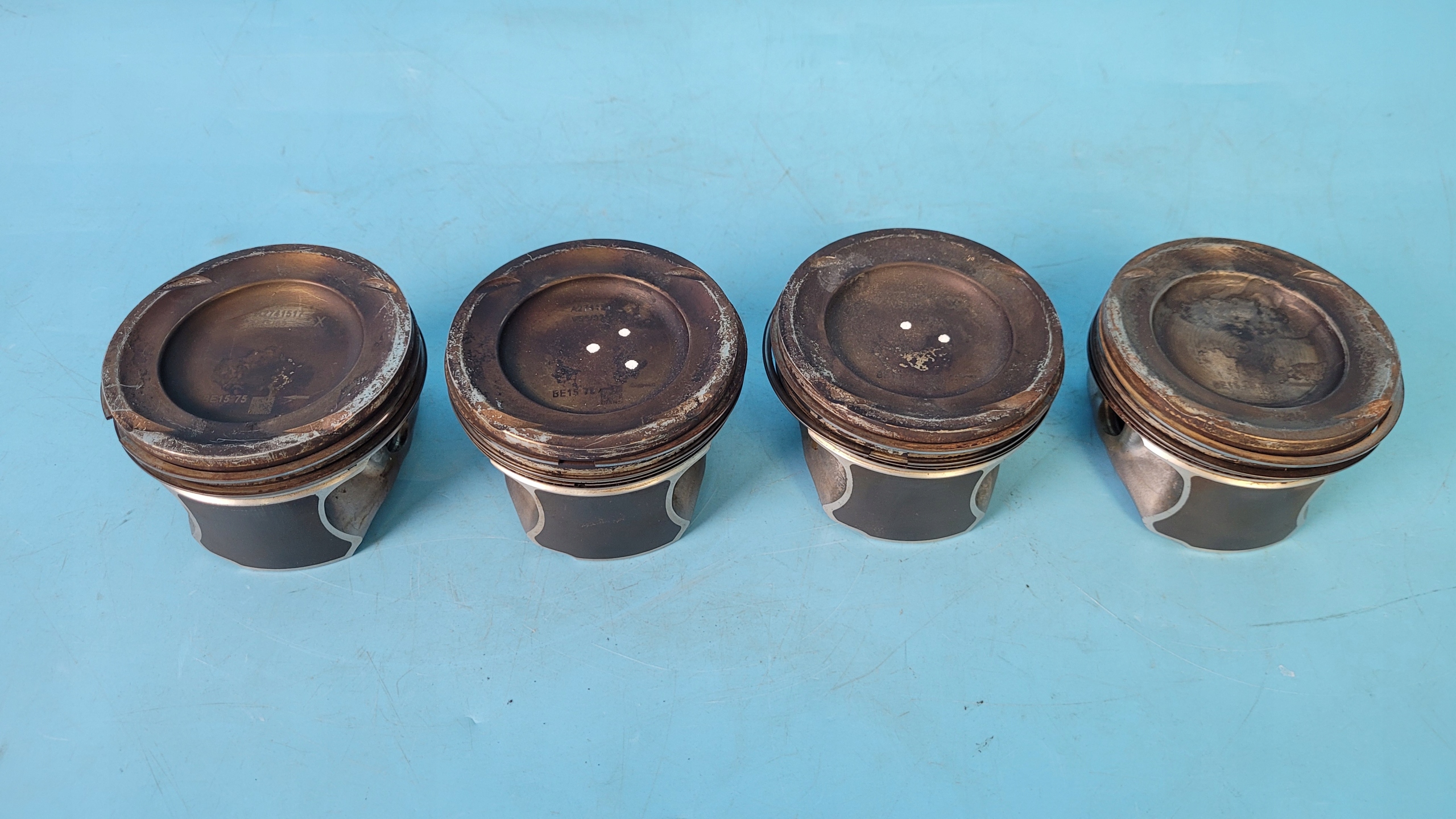 MERCEDES W205 C200 поршень A2741517