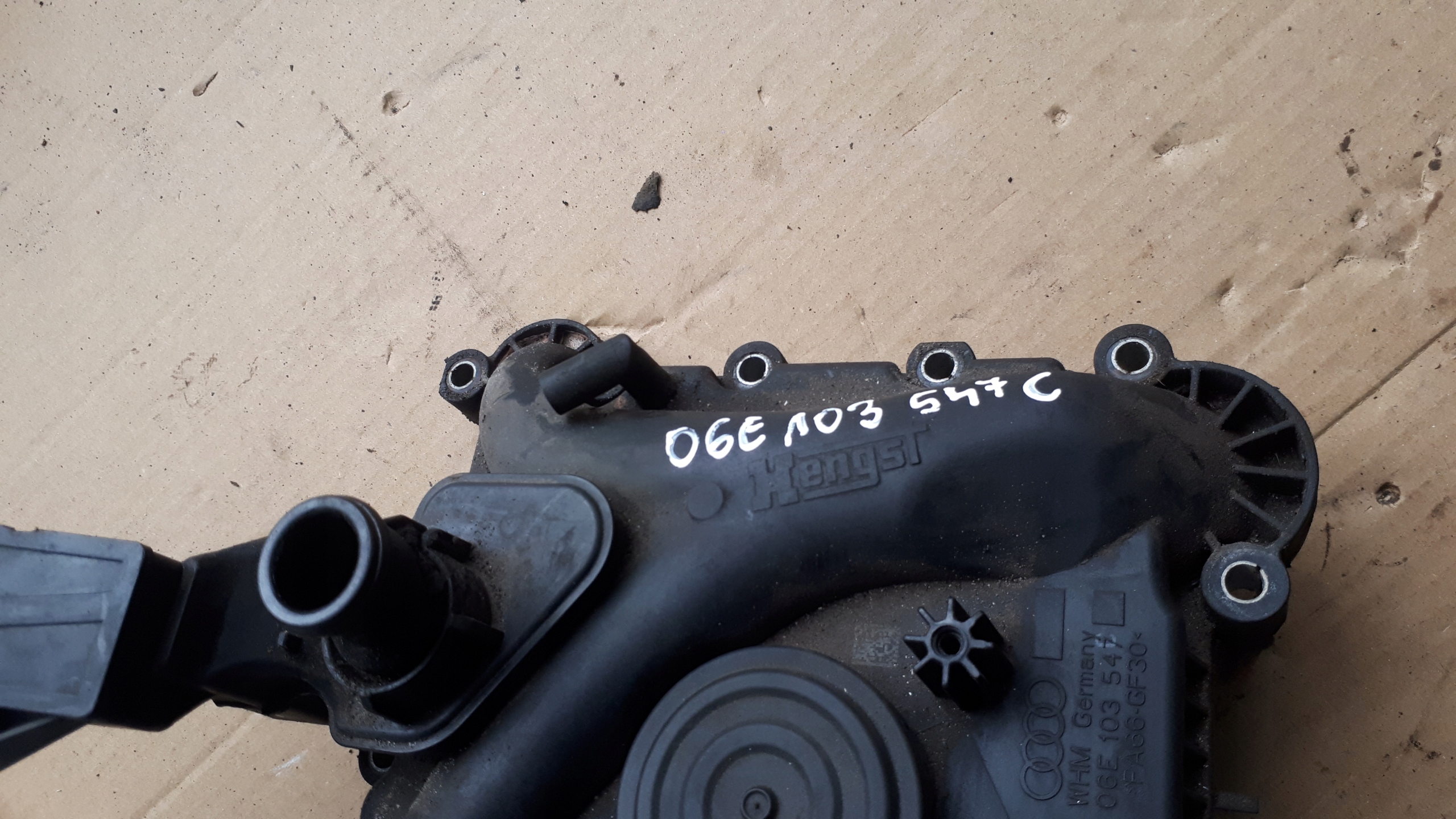 S4 B8 ODMA SEPARATOR olio 3.0 TFSI 06E103547C
