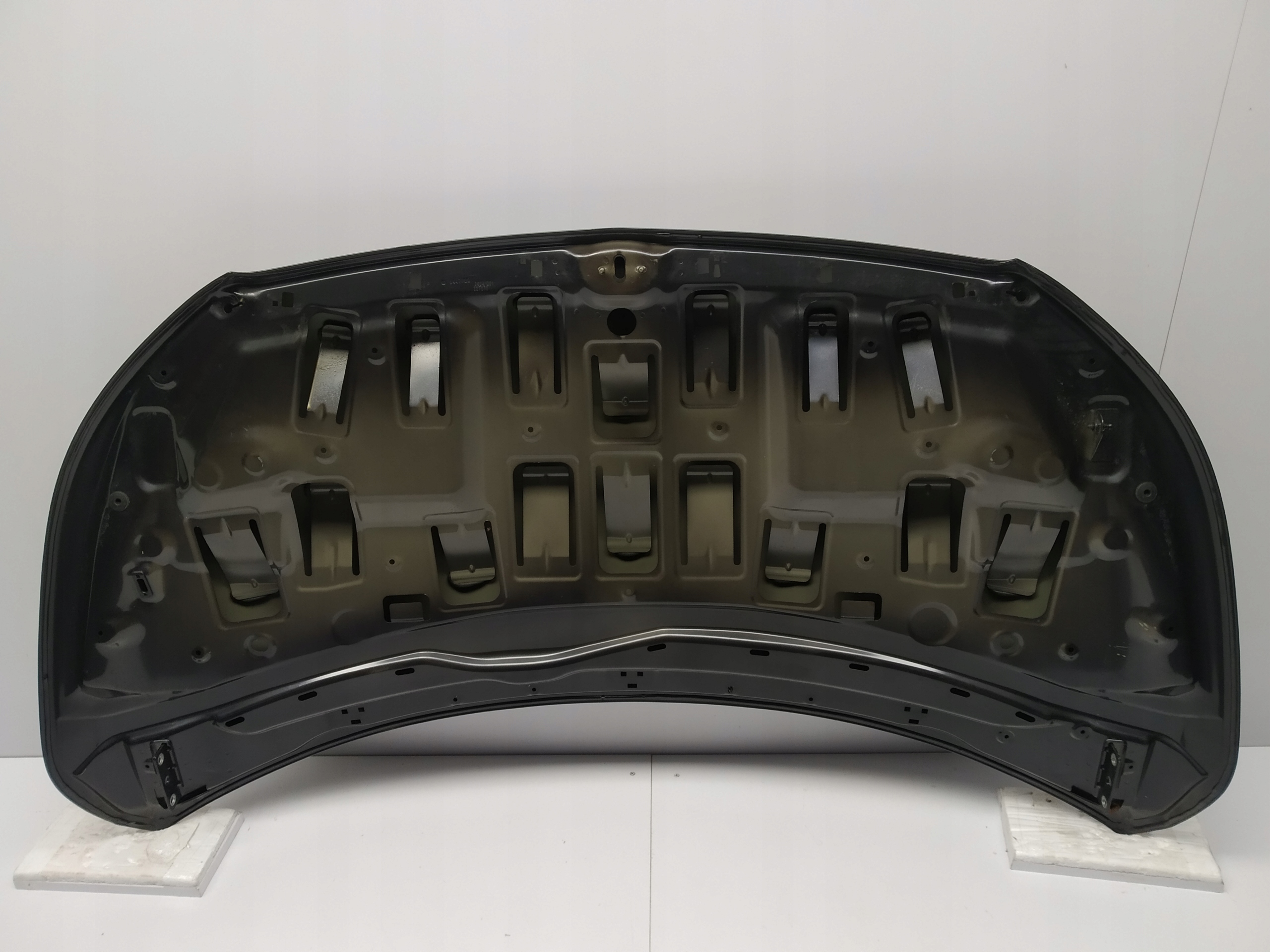 2014r- W447 Mercedes Vito V Klasa bonnet front original hail