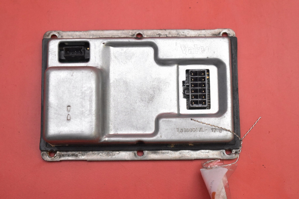 control unit XENON KSENON left 7316Q057L SAAB 9-5 1 and 05-10