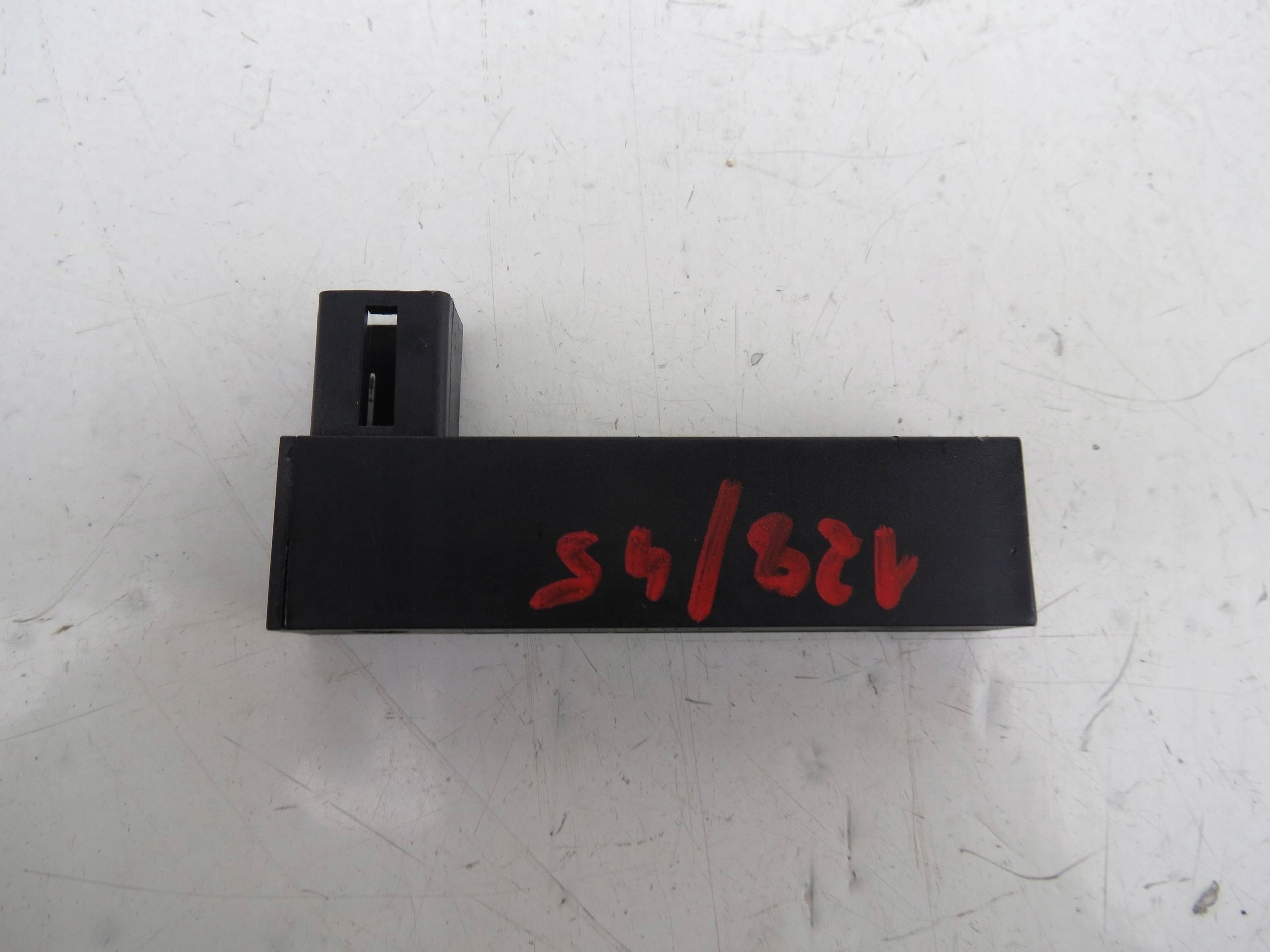 antenna amplifier VOLVO S90, V90 31346697