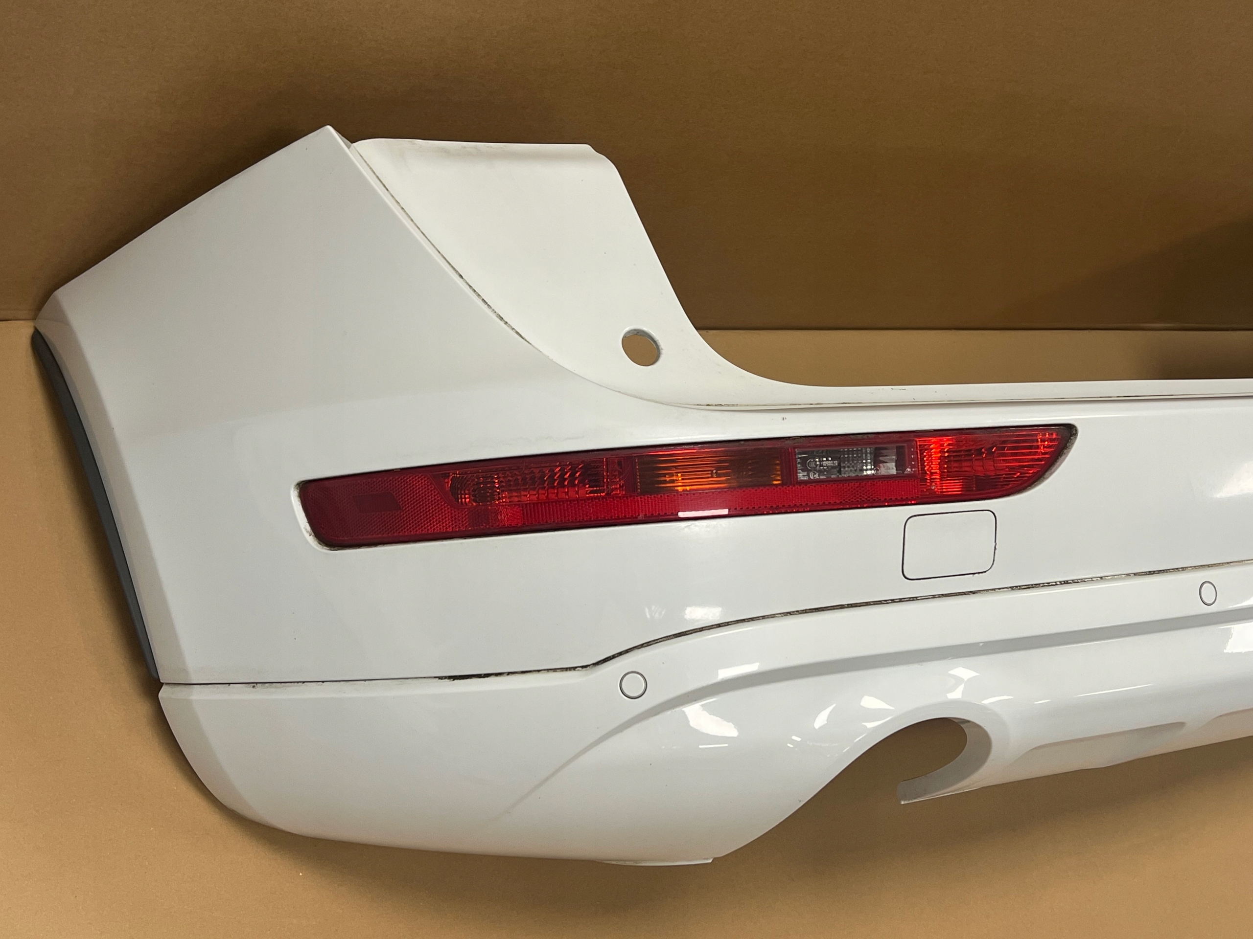 AUDI Q5 8R ZDERZAK TYŁ 4xPDC LS9R Producent części Audi OE