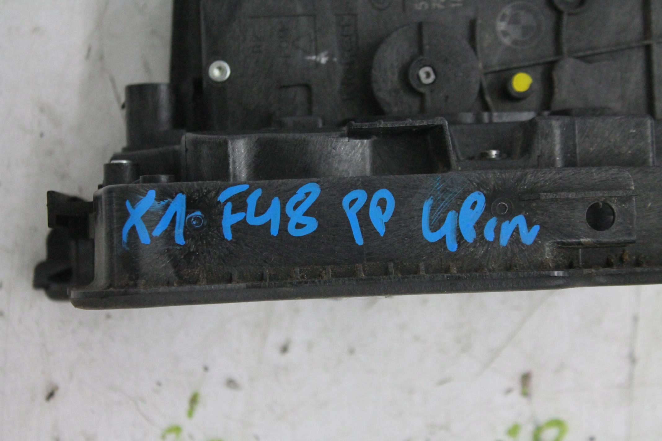 lock door right front 7281934 BMW X1 F48