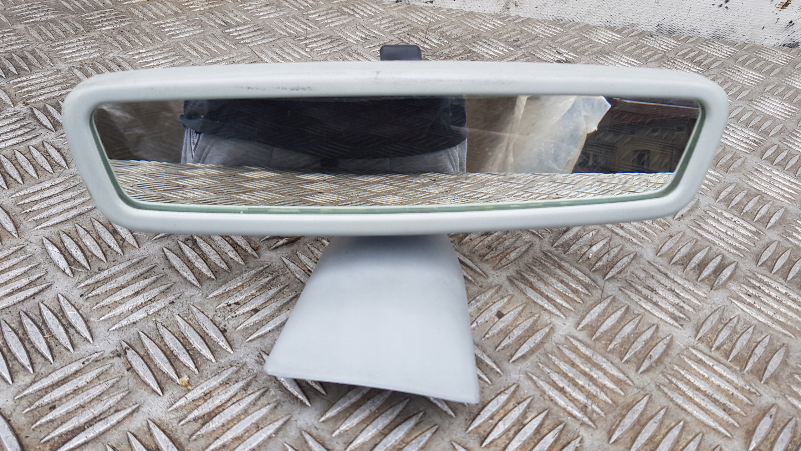 MERCEDES W203 mirror inner reversely